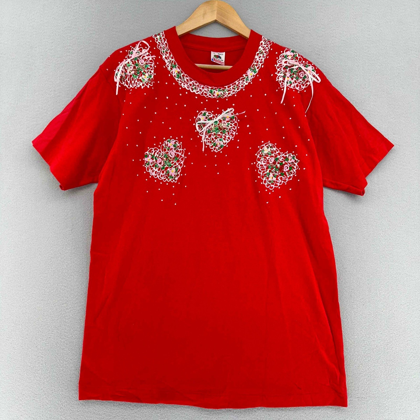 VTG 90s Red Heart Puff Paint Single Stitch T-Shirt SZ L 90s Made in USA Handmade