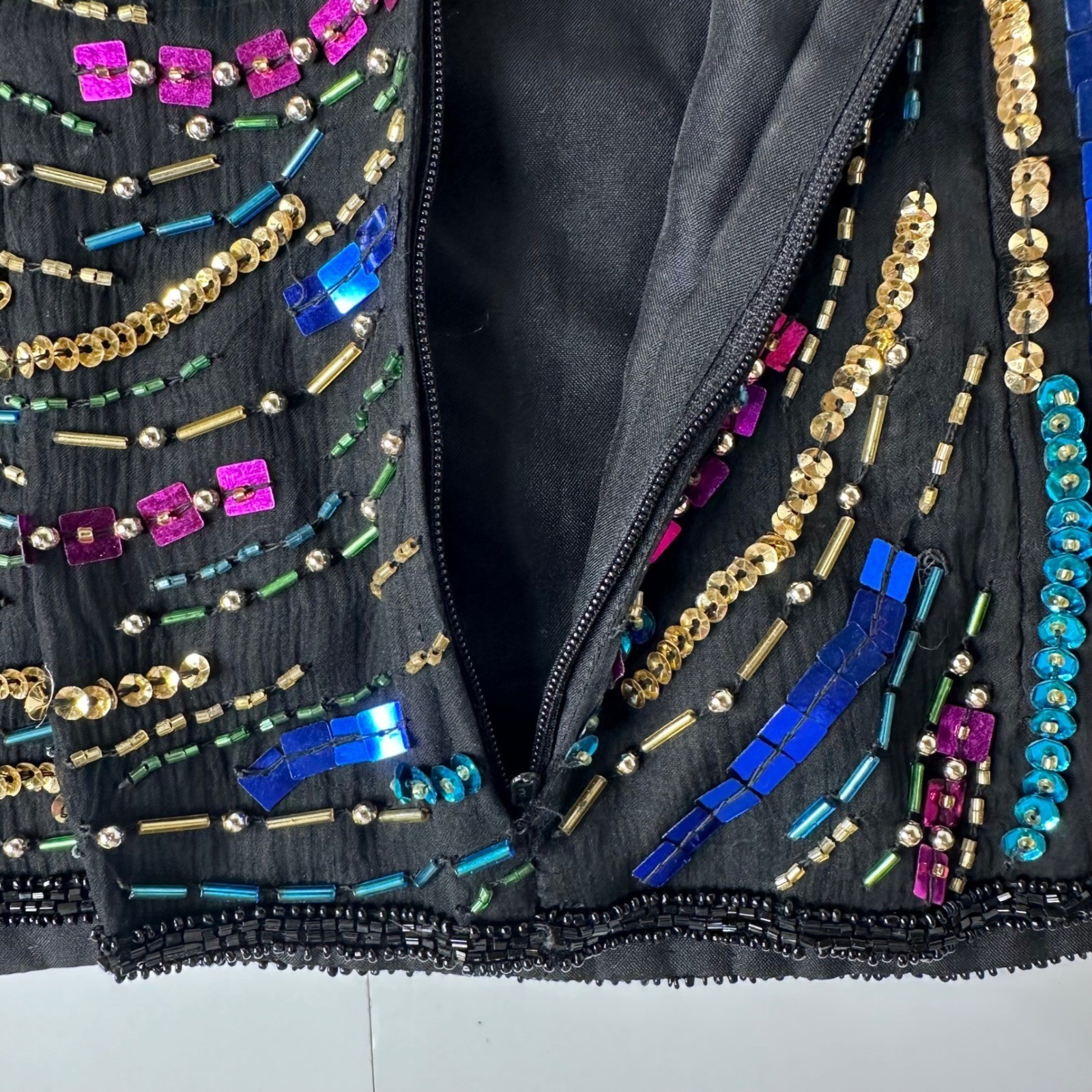 Laurence Kazar Black Silk Beaded Sequin Swirl Sleeveless Top Vintage Glam Sz M