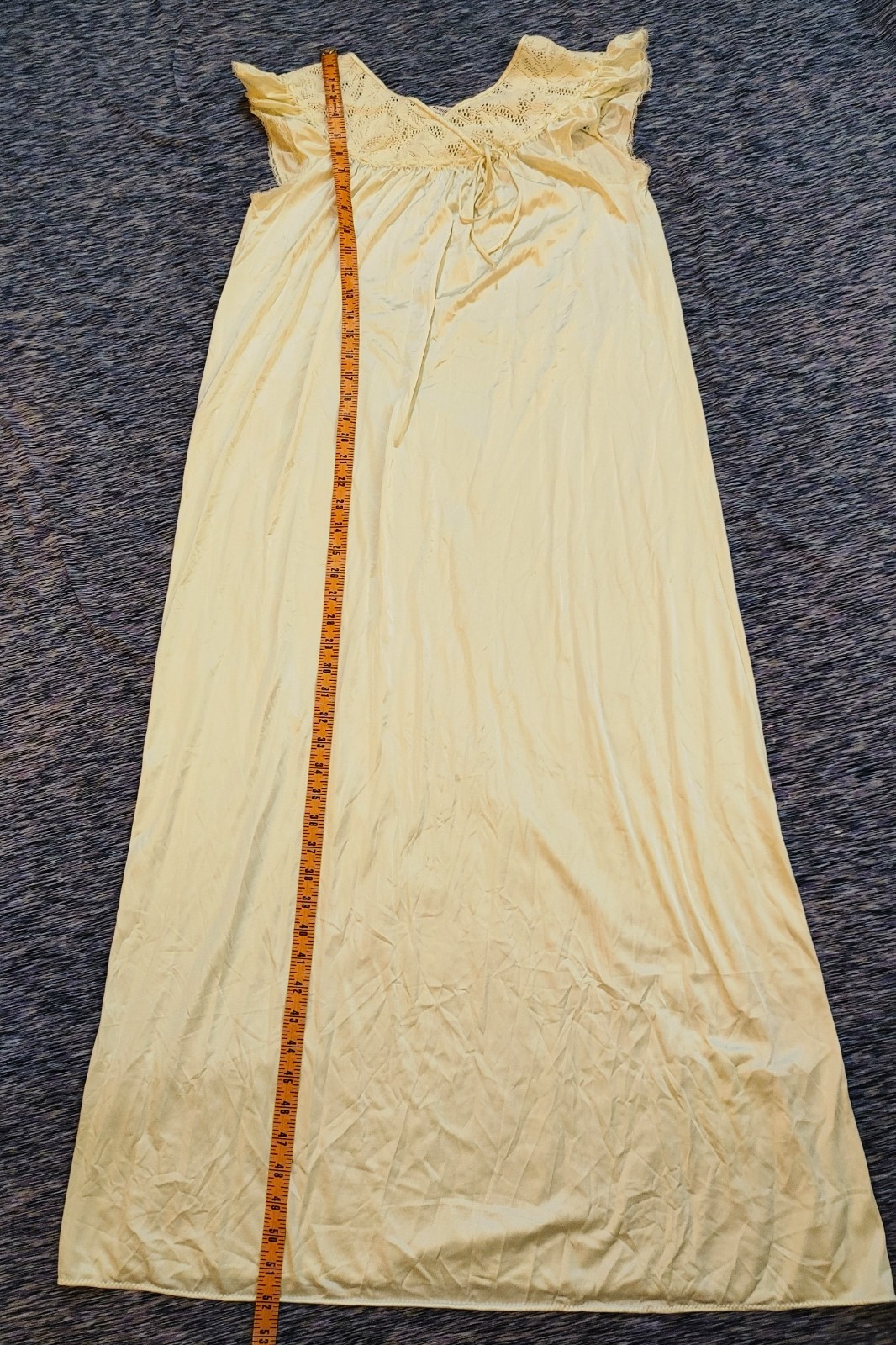 Vintage Vanity Fair White Maxi Nightgown Womens sz Small Made USA Long Gown