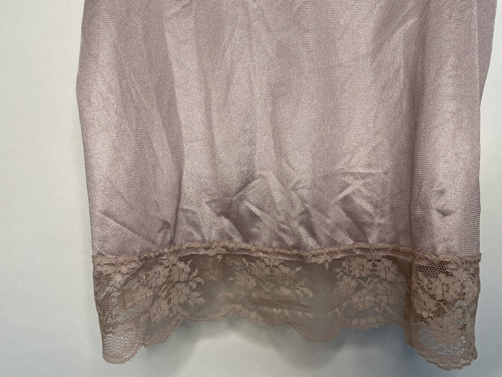 Vintage Pink Camisole Tank Top Lace Spaghetti straps Cami 70s Size Large Nylon