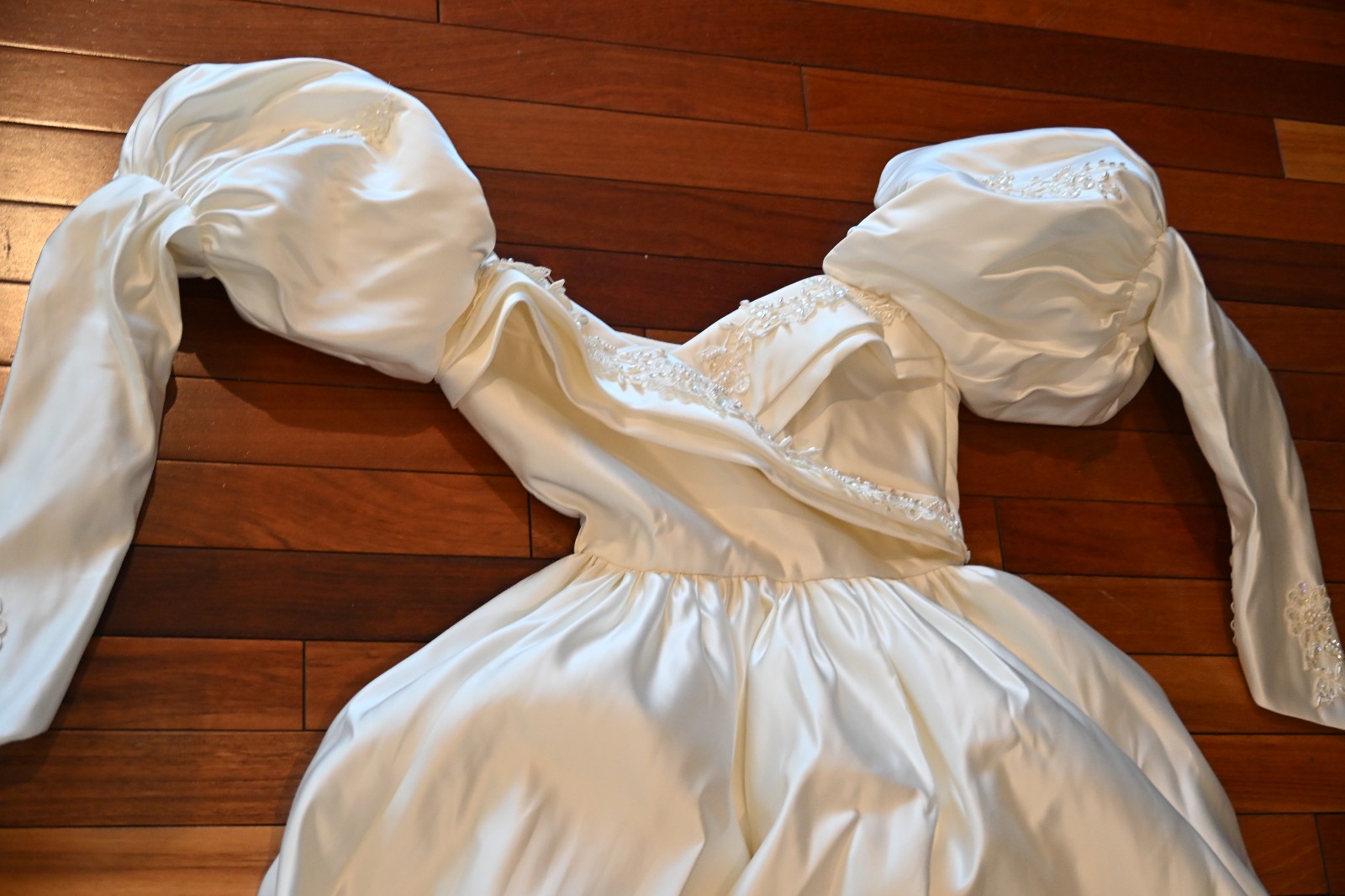 Vintage 80’s Piccione Wedding Dress Puff Sleeves Princess Gown XS Ivory