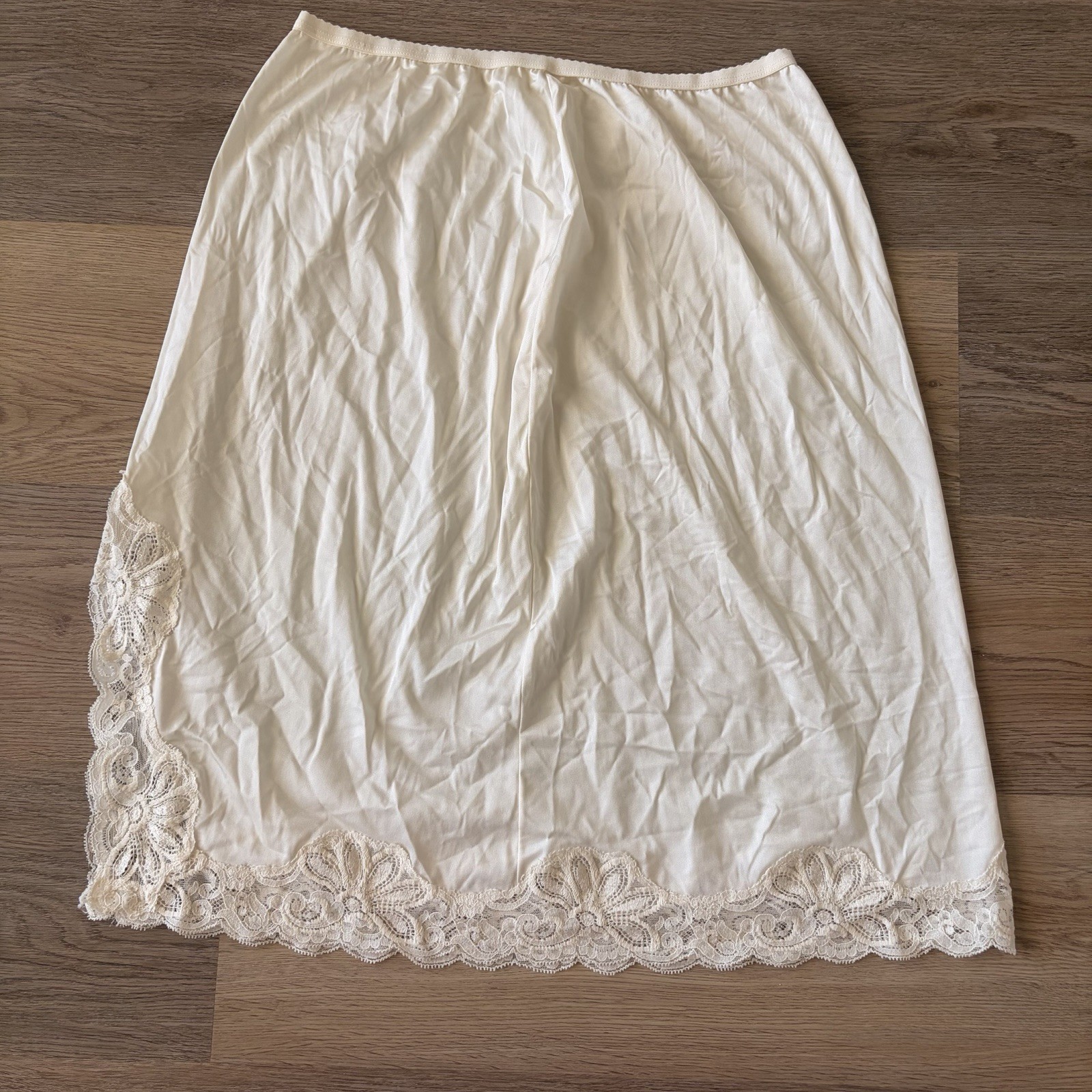 Vintage Shadowline Half Slip Womens XL 26” Ivory Nylon Lace Hem Skirt Slip
