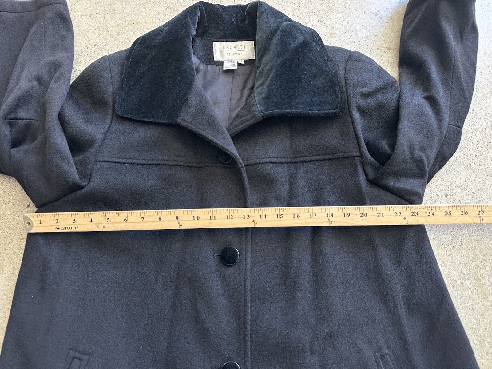 Vintage Bromley Collection Black Wool & Nylon Blend Felt Collar Coat Size 12