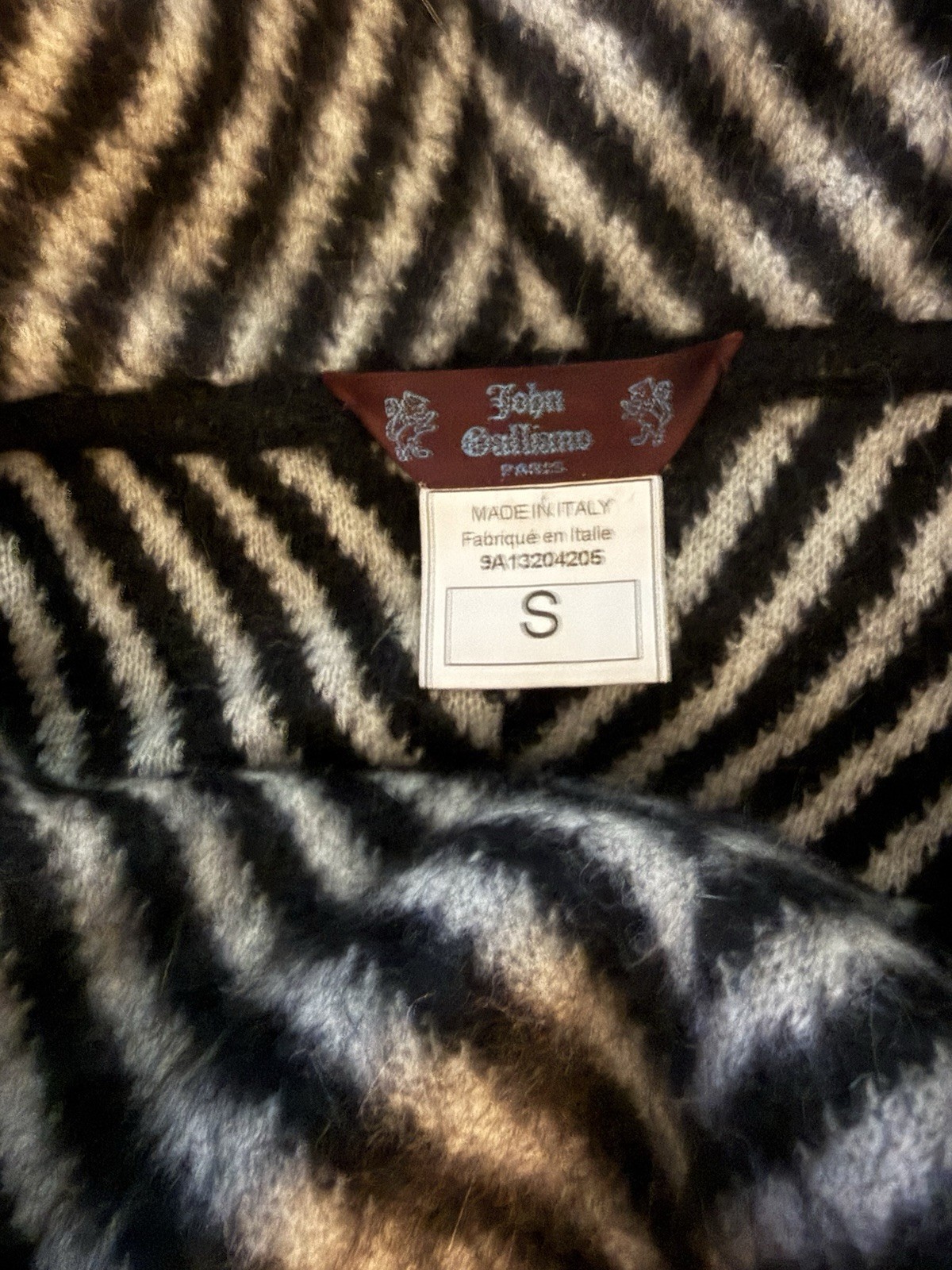 *JOHN GALLIANO* Vintage F/W 1999 „Maori” Oversized Chevron Knit Mohair Sweater