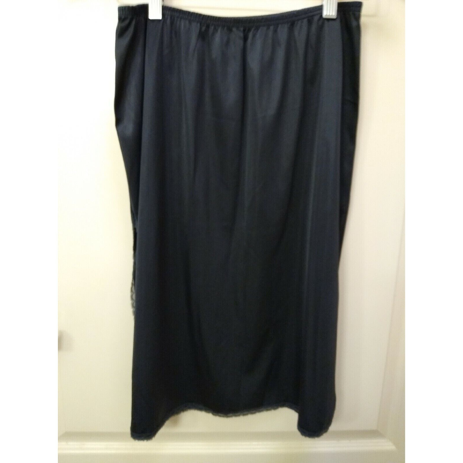 Half Slip 4002 Nylon Lace Hem Split Side 28″ Waist 23″ Length VintUnbrand Black