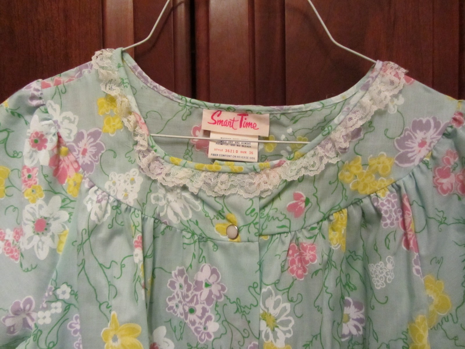 Vintage SMART TIME Ladies House Dress Robe SIZE 16 Floral Lace Pocket Snap NEW
