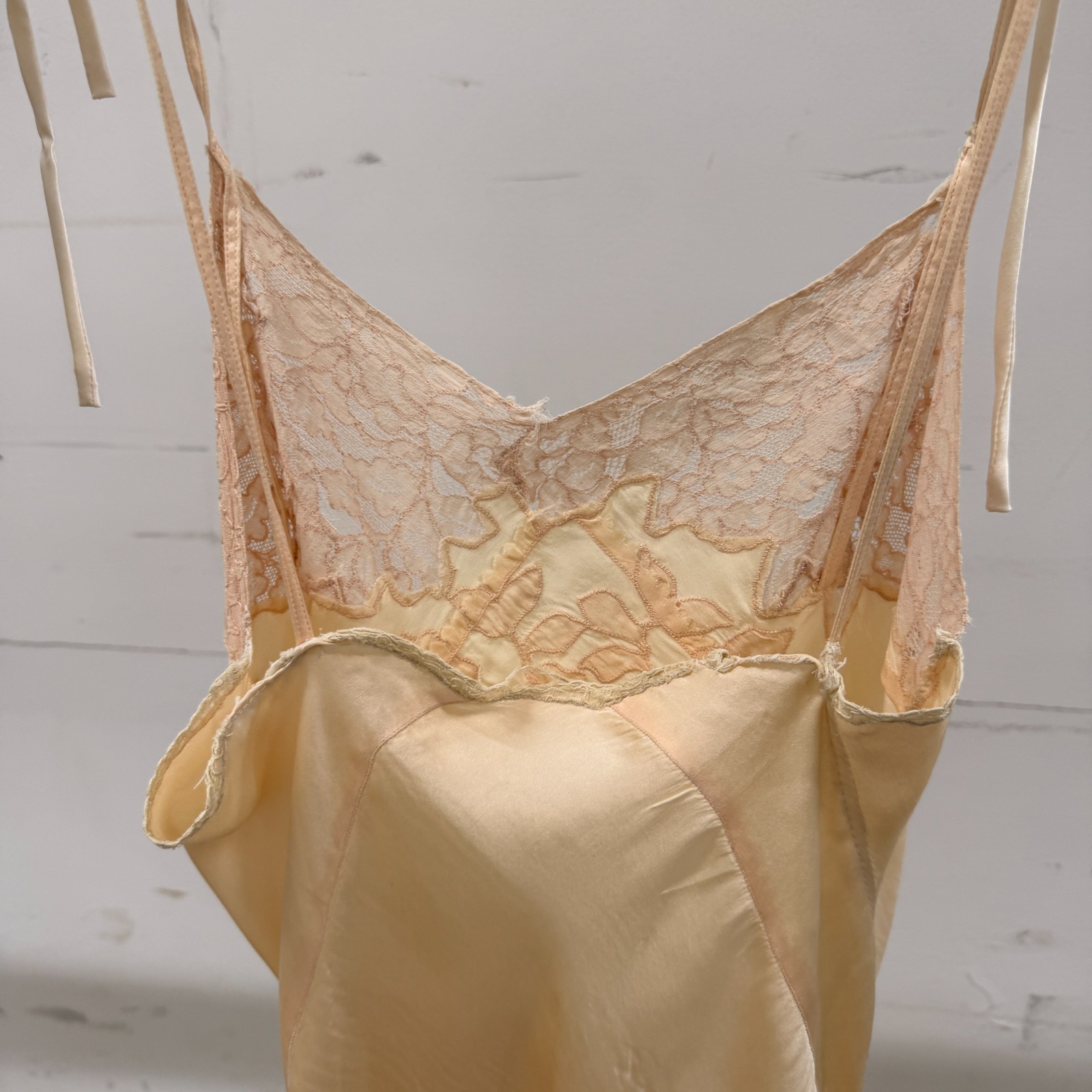 Vintage 1930s Cream Silk Satin Slip Dress Bias Cut Floral Lace Bodice Midi Gown