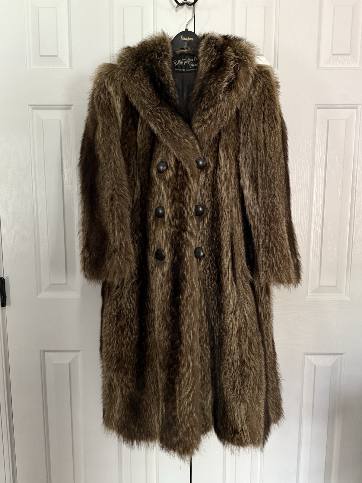 Vintage R.M. Taylor Co Real Raccoon Fur Coat Full Length Small/Med Brown