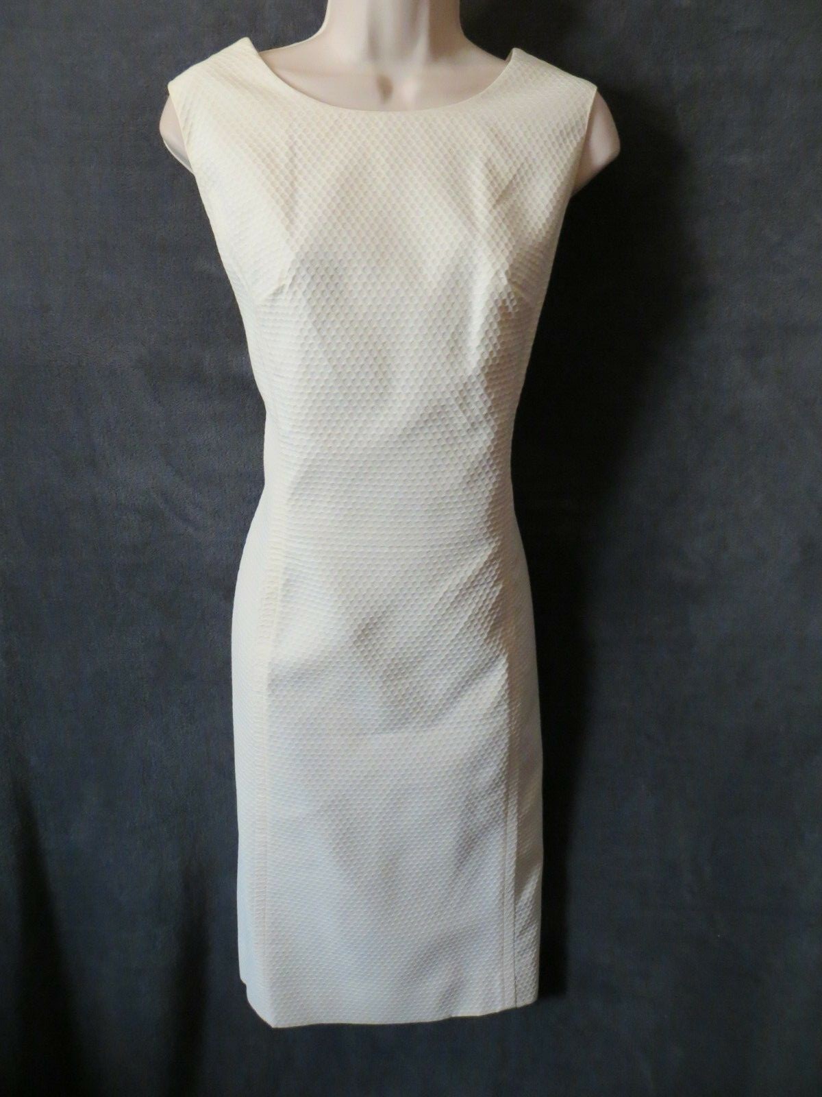 Early 60’s Vintage Majestic White Atomic Diamond Textured Sleeveless Dress M/L
