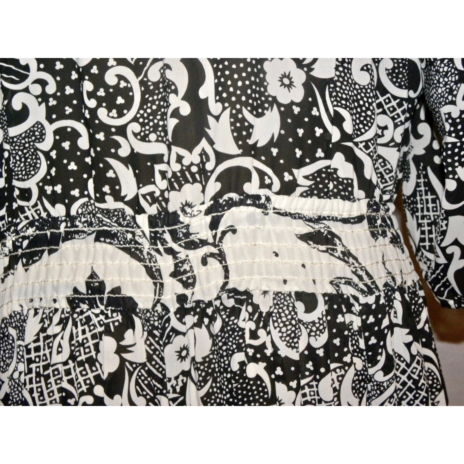 Vintage Susan Freis Black White Graphic Georgette Dress | M/L