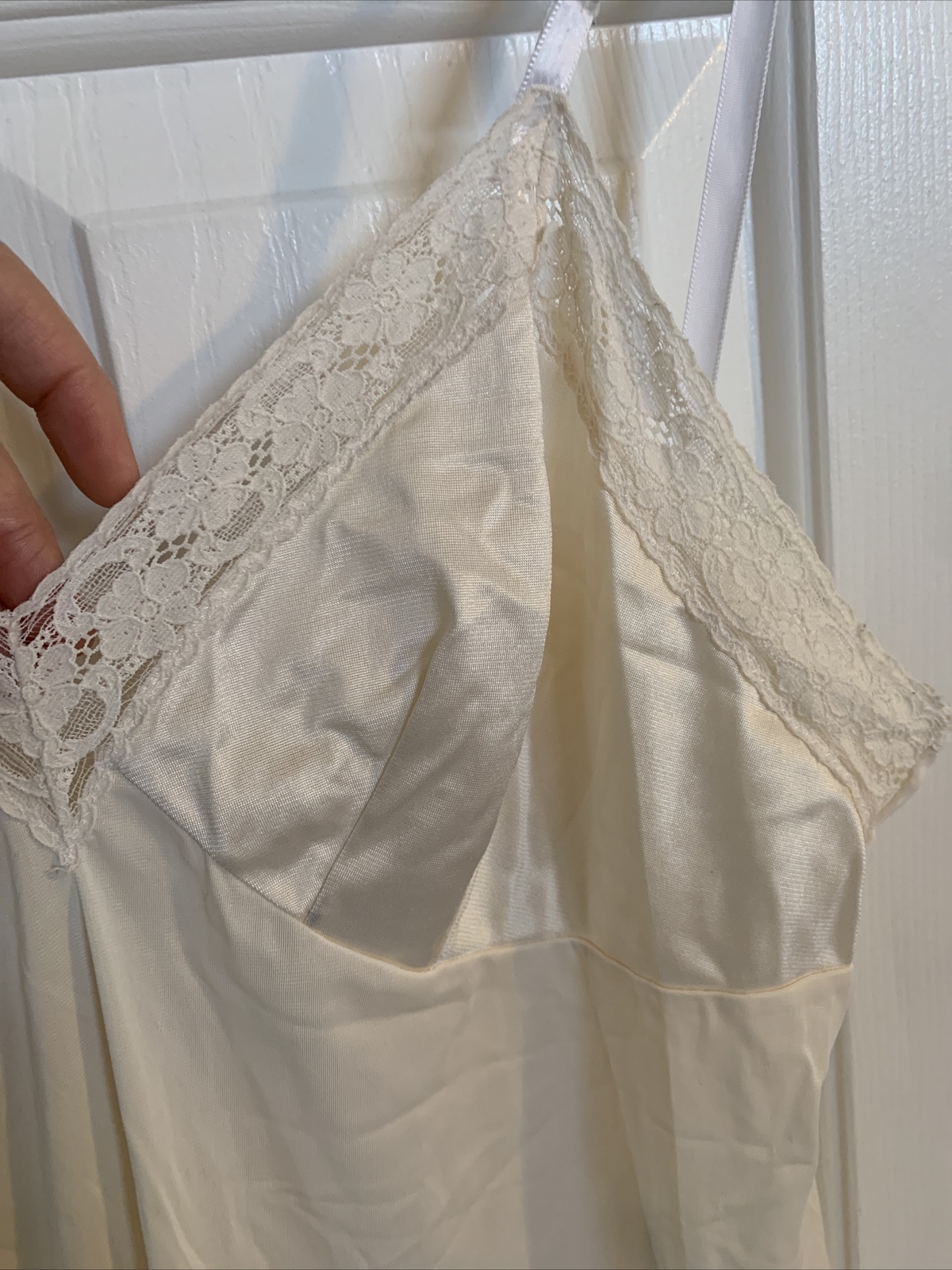 Vintage Vanity Fair 10-103 Made in USA Slip Size 36 20”/42
