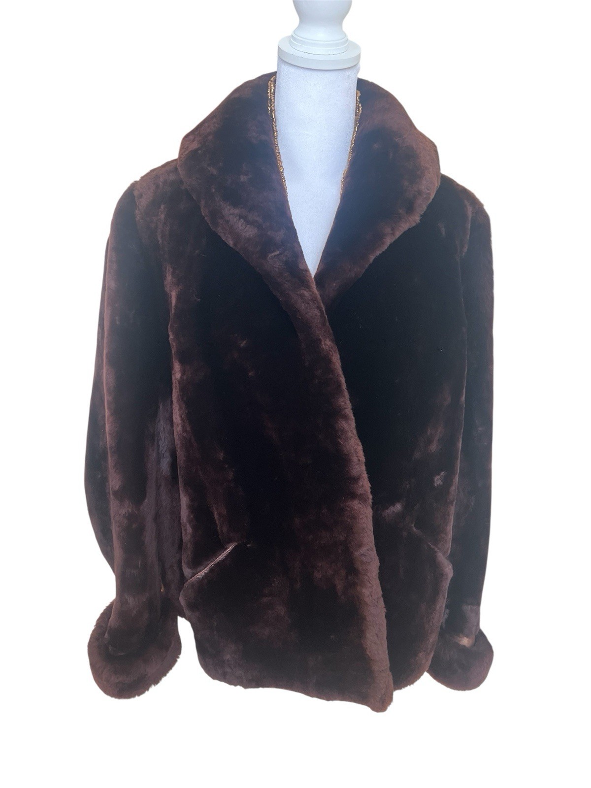One of a kind Frank R. Gelleff Brown genuine fur