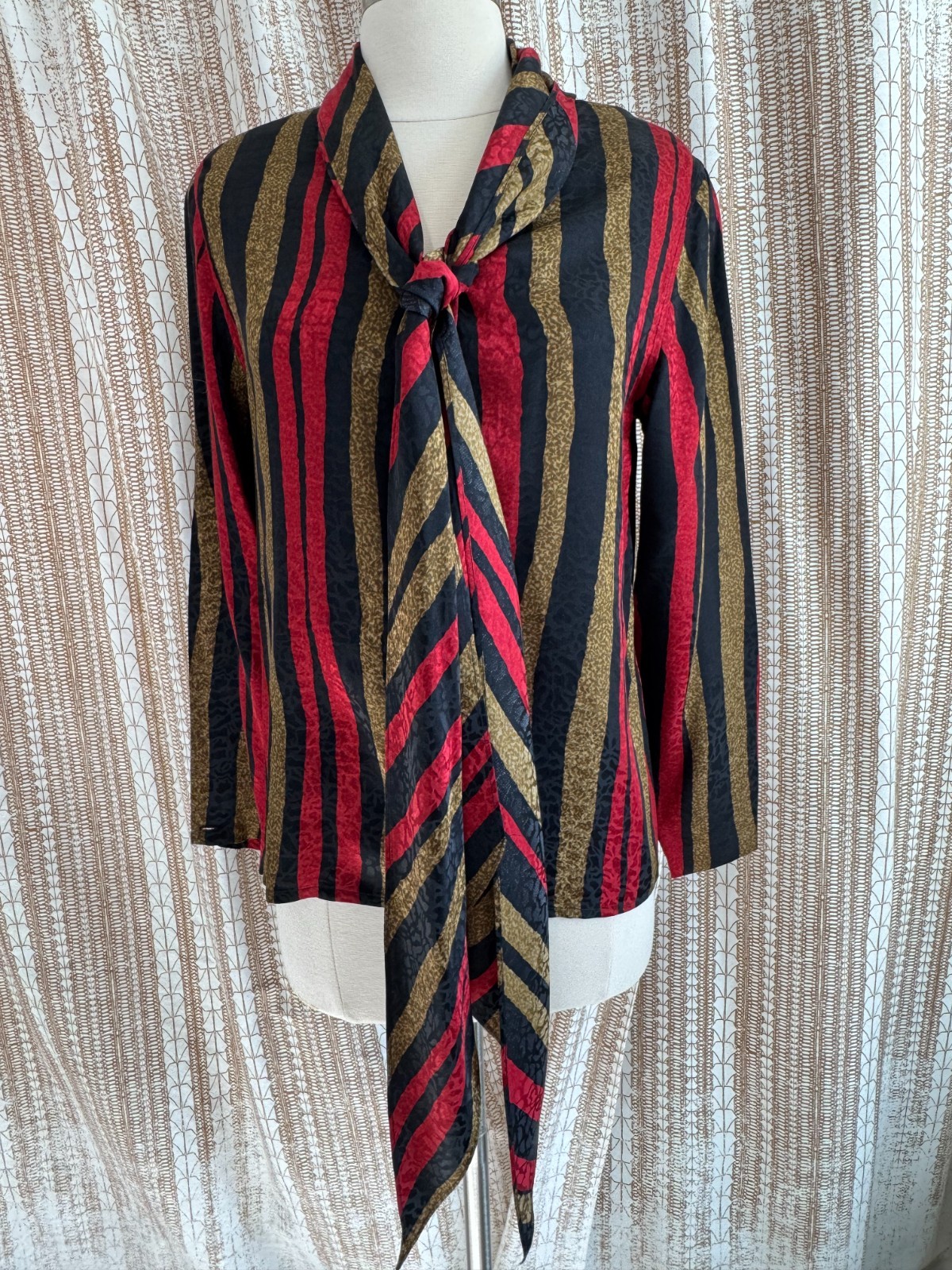 Vintage 1990s Ann May 100% Silk Blouse – Bold Stripe Pattern – XS