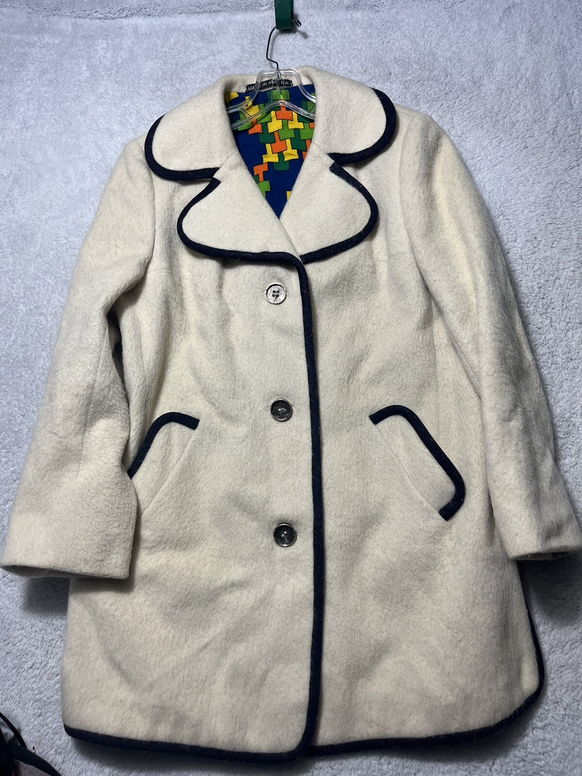 Vintage Pristine Lodenfrey 1842 Ivory Wool Outdoor Peacoat Australia Size 14.