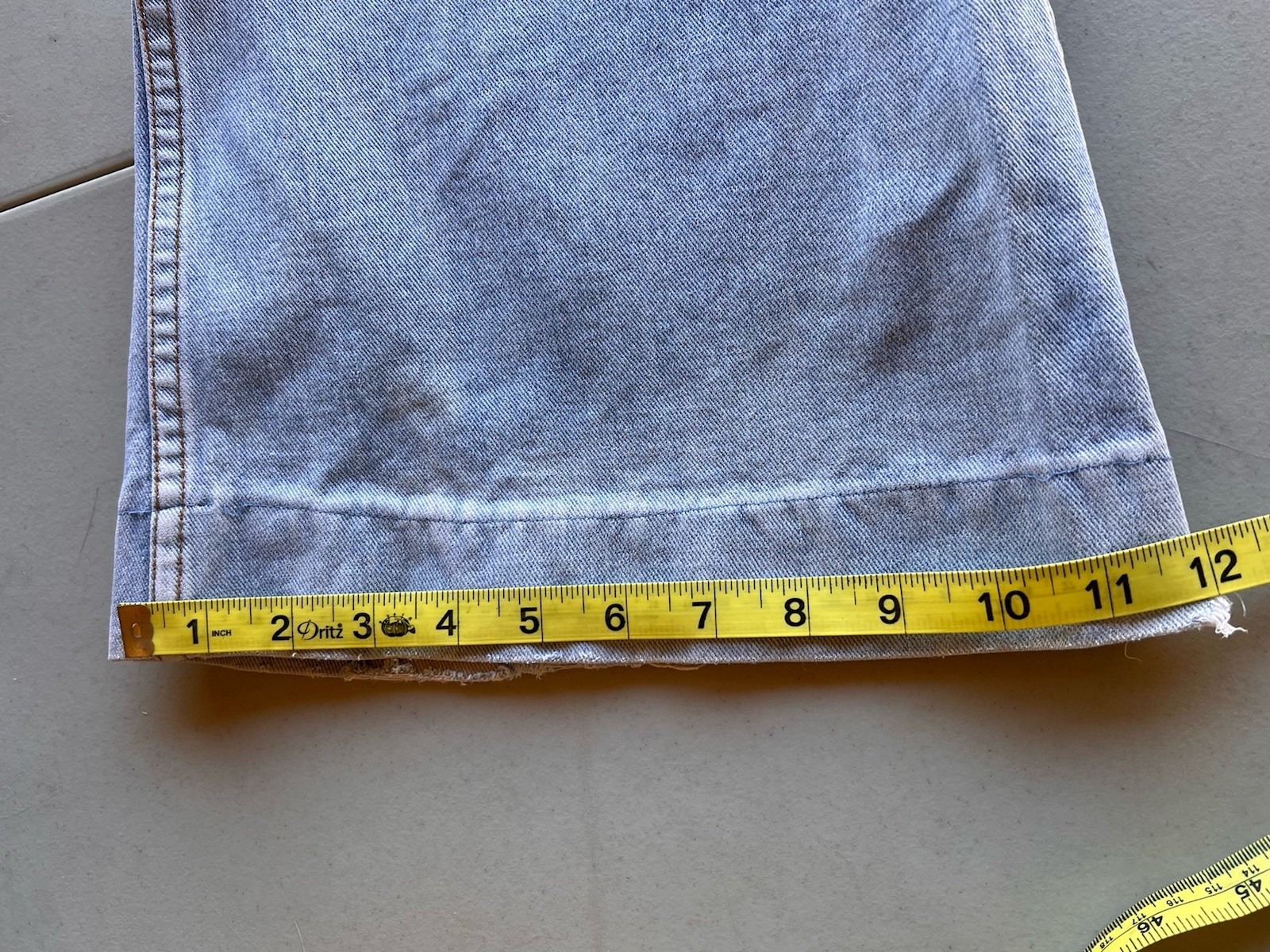VINTAGE BELTED BELL BOTTOM JEANS LIGHT WASH 30”X31”