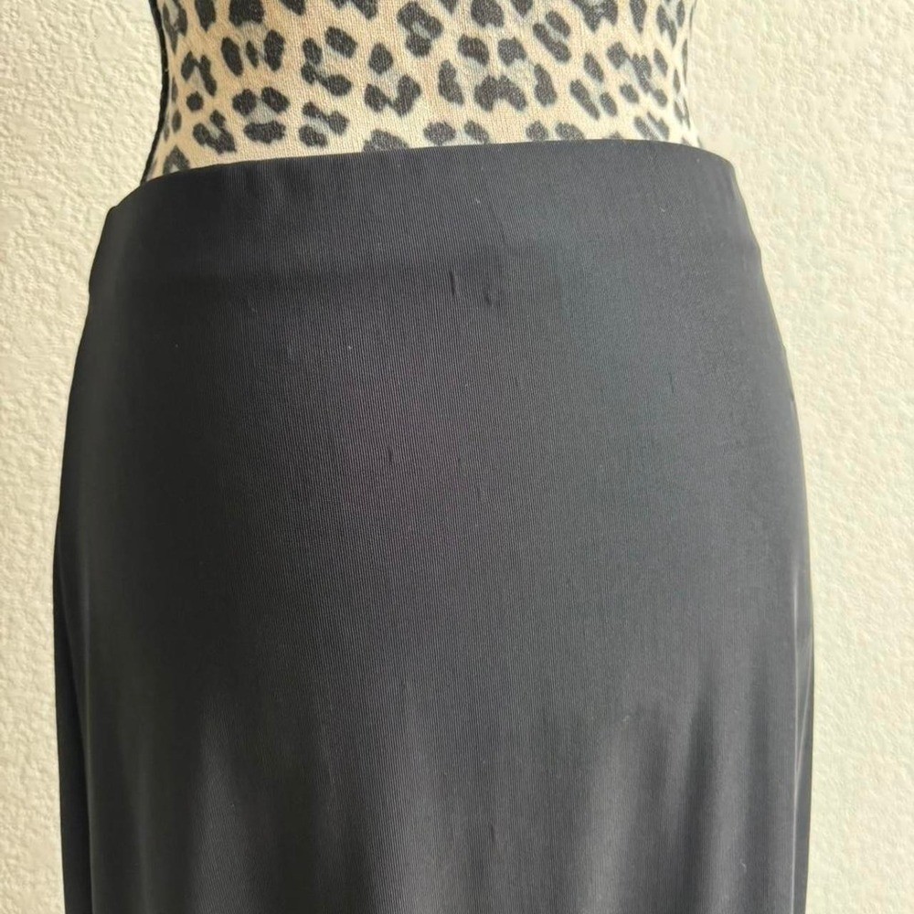 International Newport Group vintage Black maxi skirt with elastic waistband