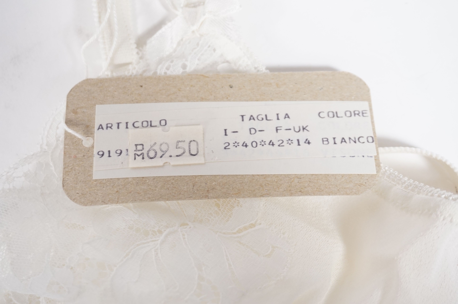 True Vintage Marvel Italy Sexy Front Closure Women’s Bra Blanc Size 40 w/ Original Box