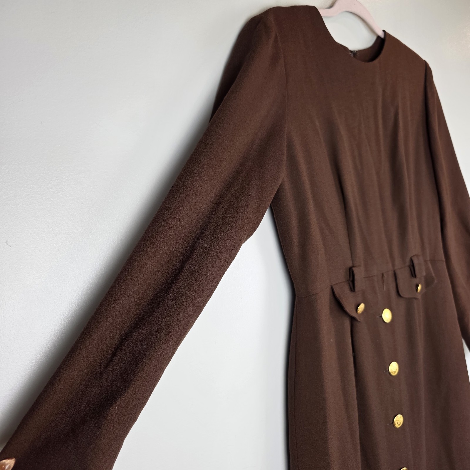 Vintage Oberon Wool Mocca Brown Dress Gold Buttons Desinging Women Sz 6.D168