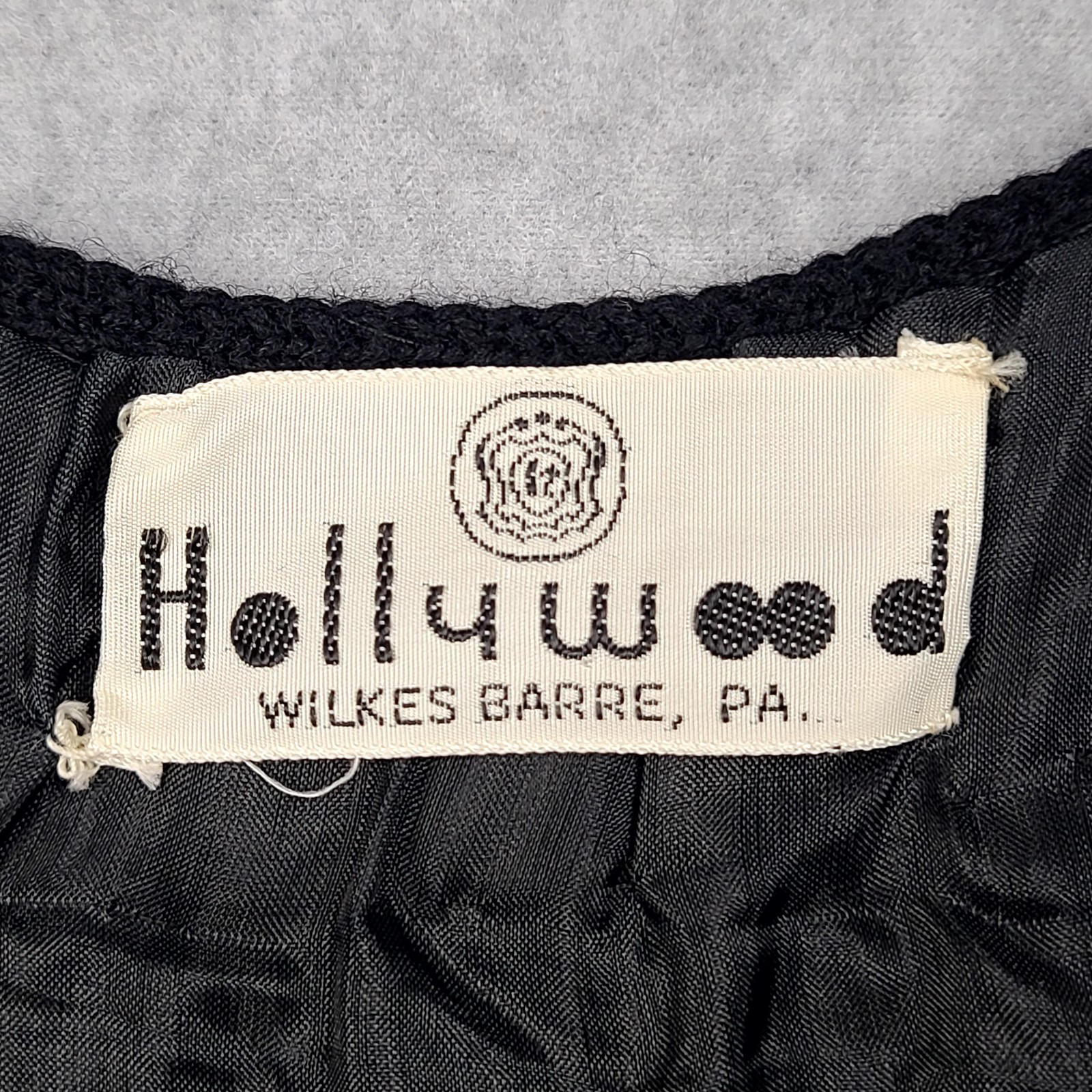 Vintage 1950s Cyn Les Hand Beaded Black Sequin Wool Tank Top Sweater Size 40″/L?