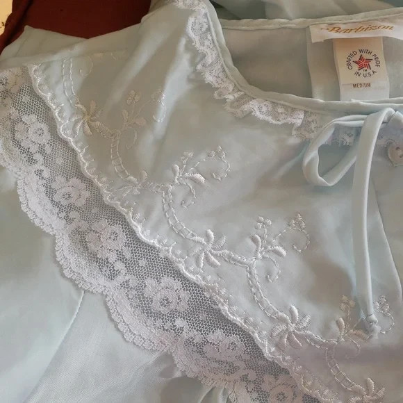 Vintage Made USA Barbizon Cuddleskin Nightie Lace Trim Nightgown Size Med NWT