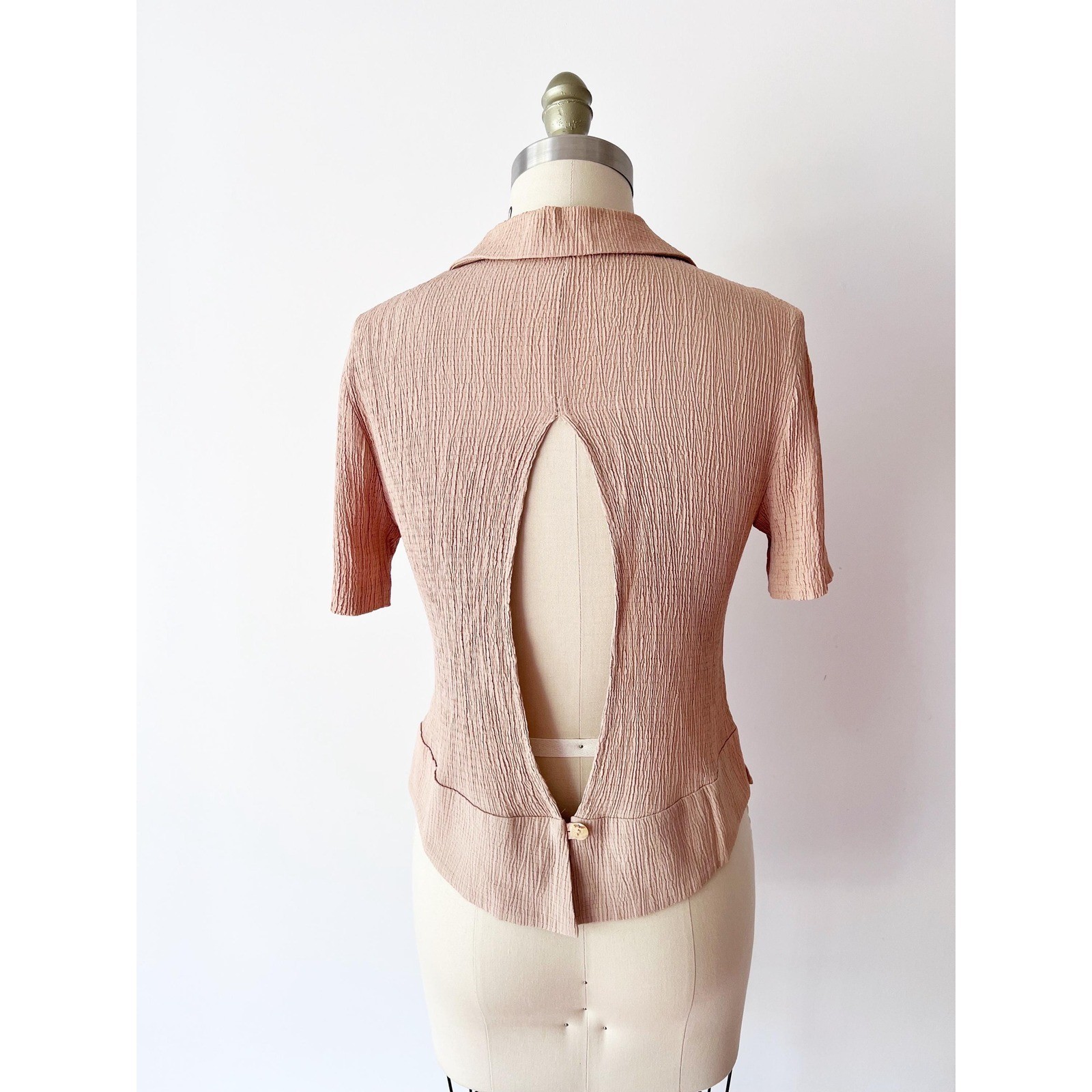 Short Sleeve Blouse Taupe Putty Open Back Vintage Crinkle Top