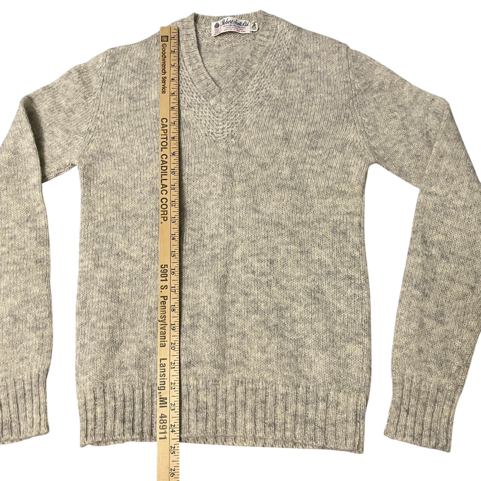 Shetland Wool Sweater Women’s Scotland Sz 38 Jumper Robert Scott Beige V-Neck