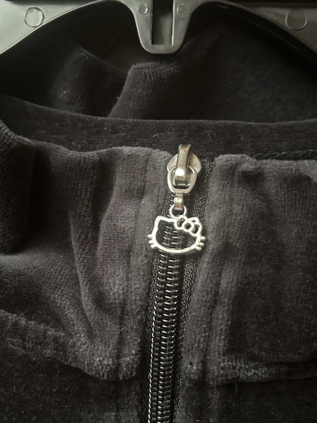 Vintage Avon Hello Kitty Black Velour Zip Jacket w/Rhinestones Ladies 3X