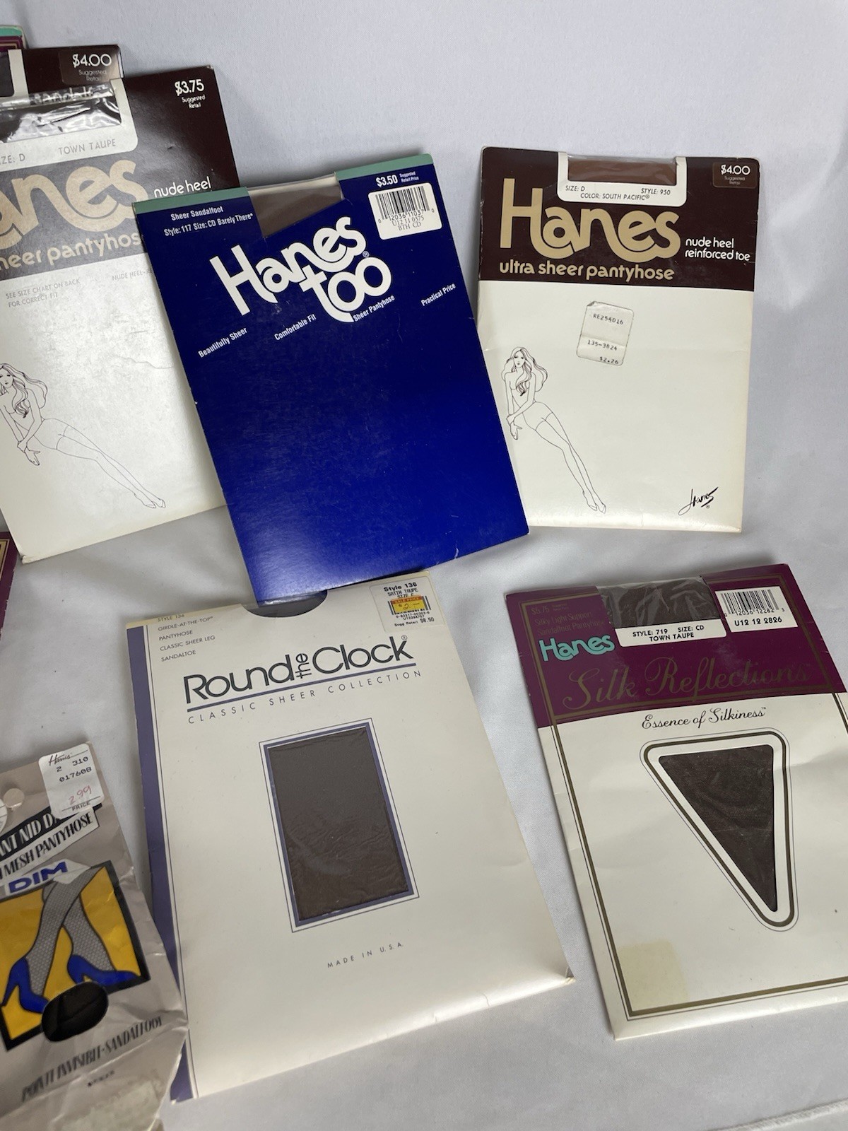 16 PAIR VINTAGE PANTYHOSE! ASSORTED BRANDS/COLORS/SIZES! HANES/PANTY-COMBO/SHEER