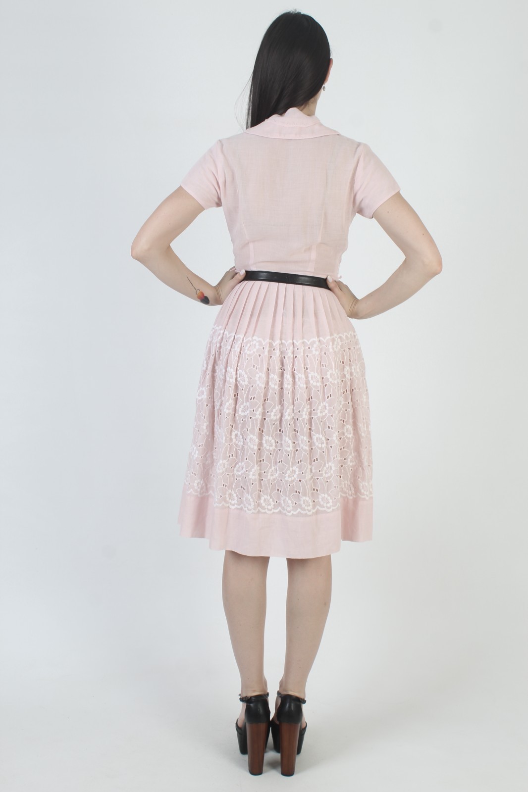 Vintage 50s Light Pink Embroidered Eyelet Dress Cocktail Mid Century MCM Skirt