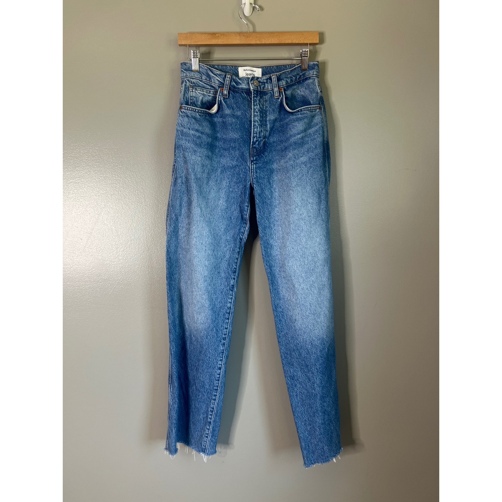 Reformation Val 90’s mid rise straight jeans size 26 casual