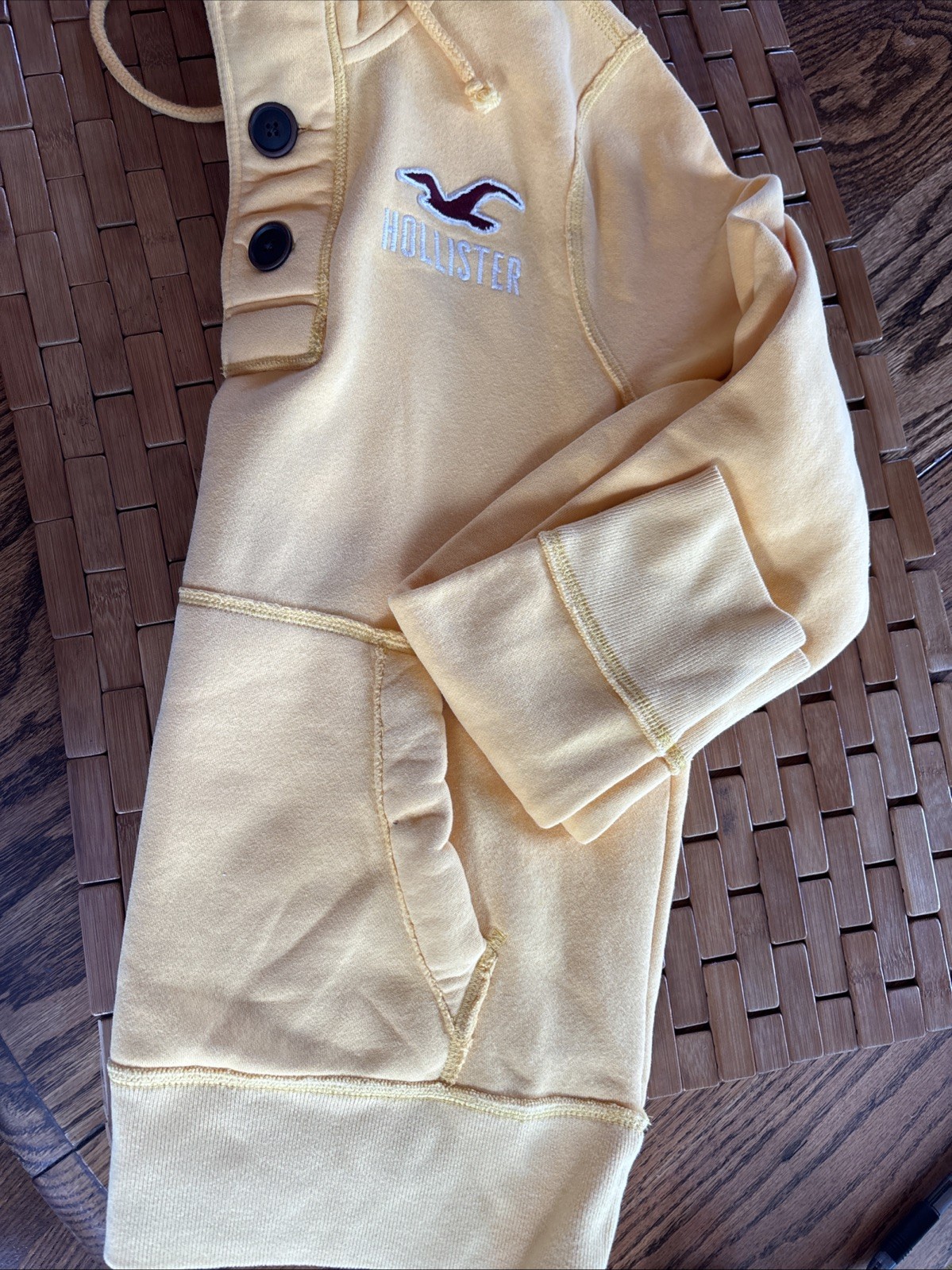 Hollister Hoodie Sweatshirt Men’s Large – Vintage Style