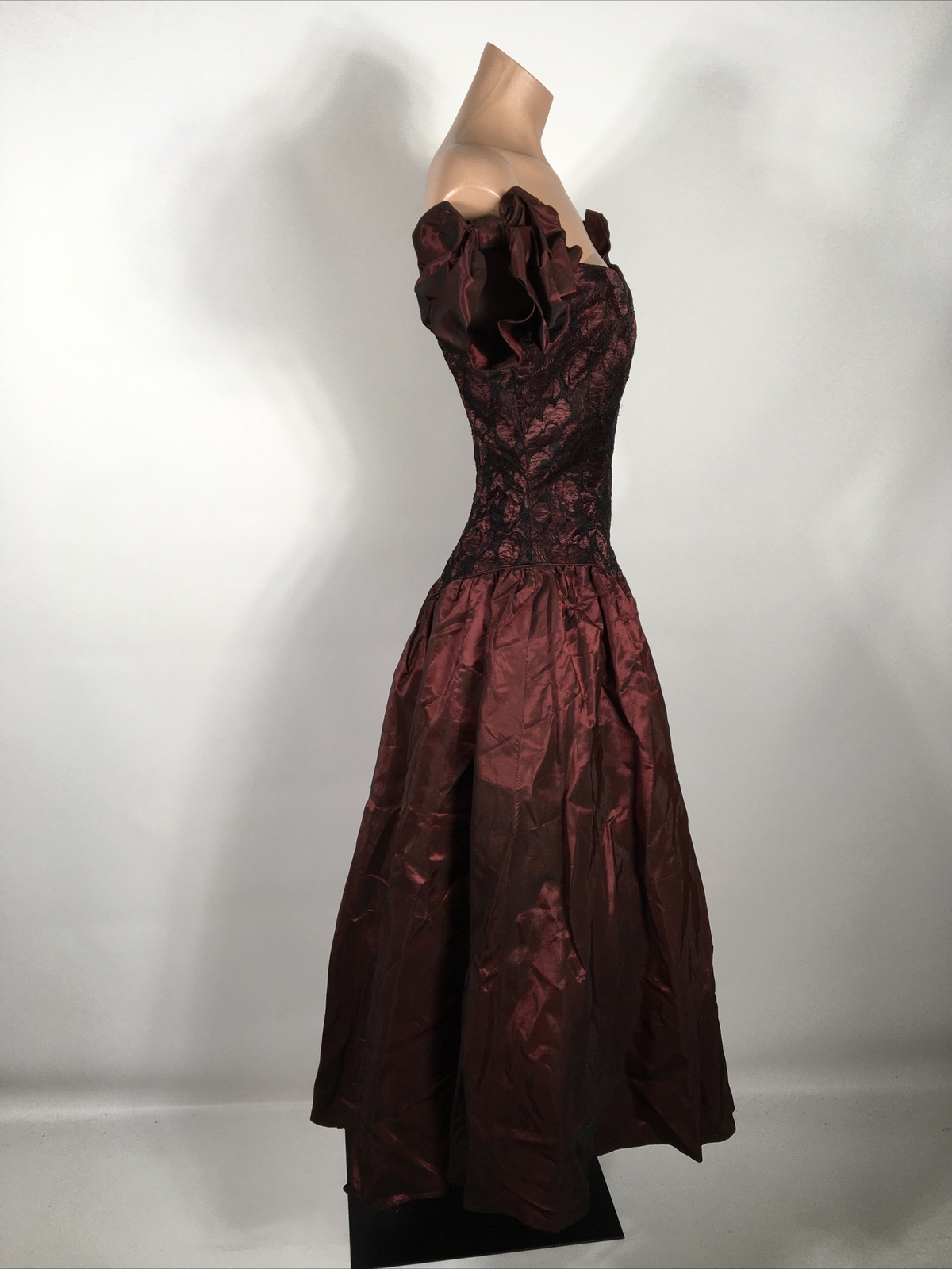 Sharon Atkin Deja Vu vintage dress maroon lace off shoulder Prom Tulle 80s sz 3