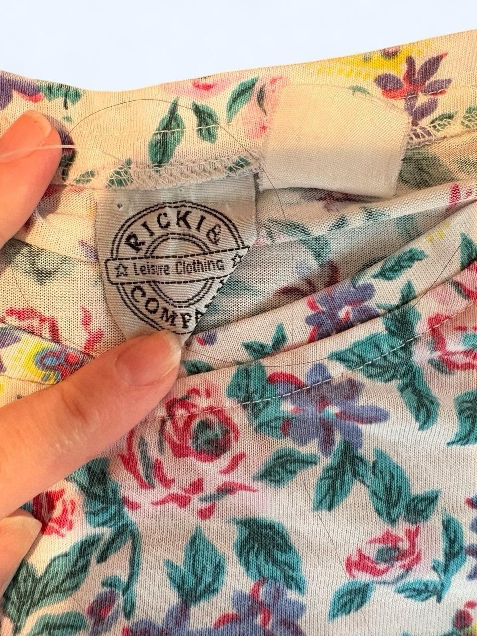Vintage 80s/90s All-Over Print Floral Pocket Tee T Shirt