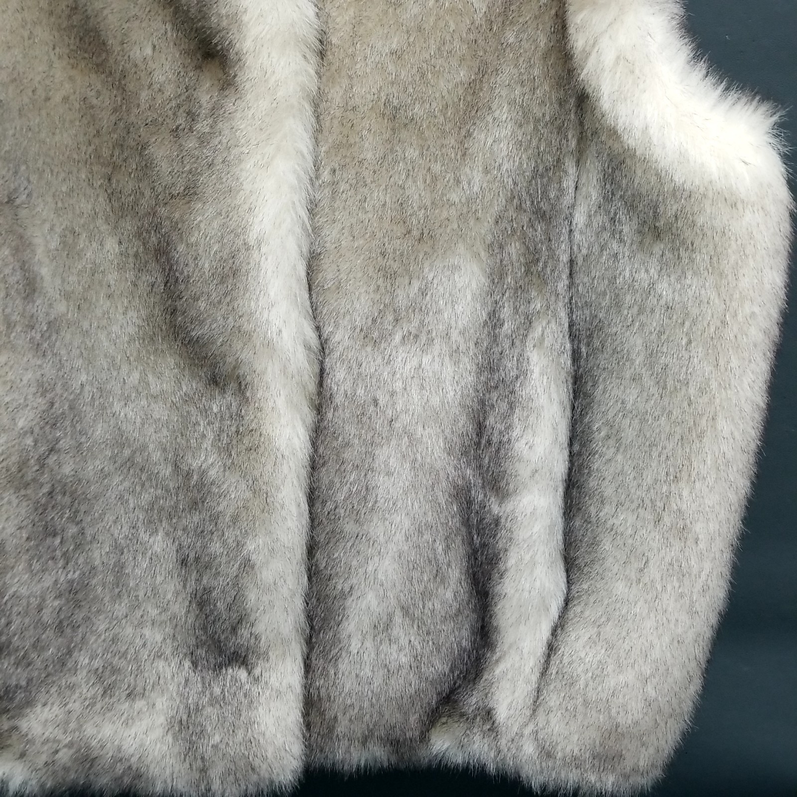 VTG Donna Salyers Fabulous Furs For Animal Lovers Gray Faux Fur Vest Sz Large