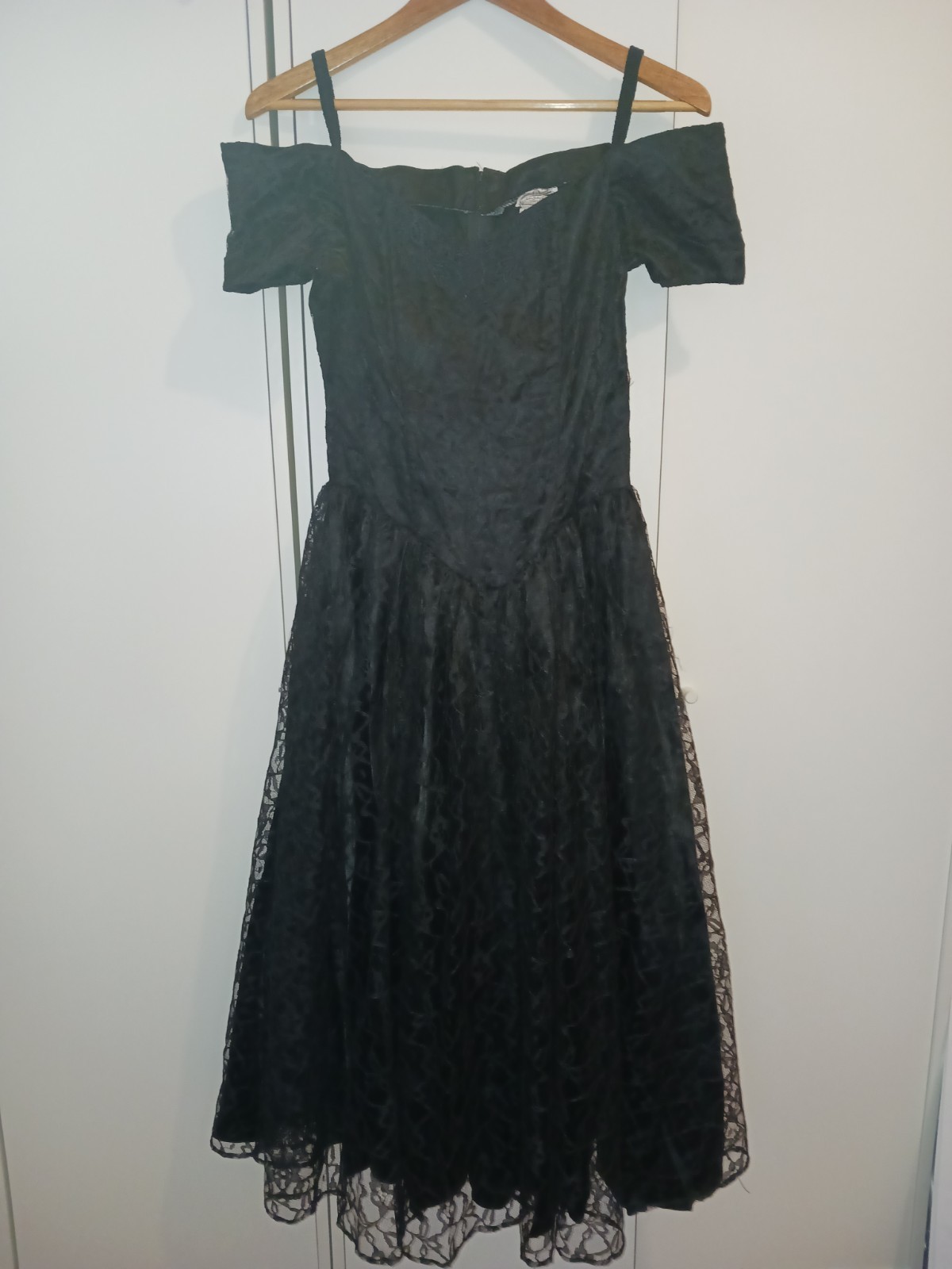 Vintage Jodi Schwartz Black Lace Dress Off The Shoulder V Waist Fit Flare Prom 9