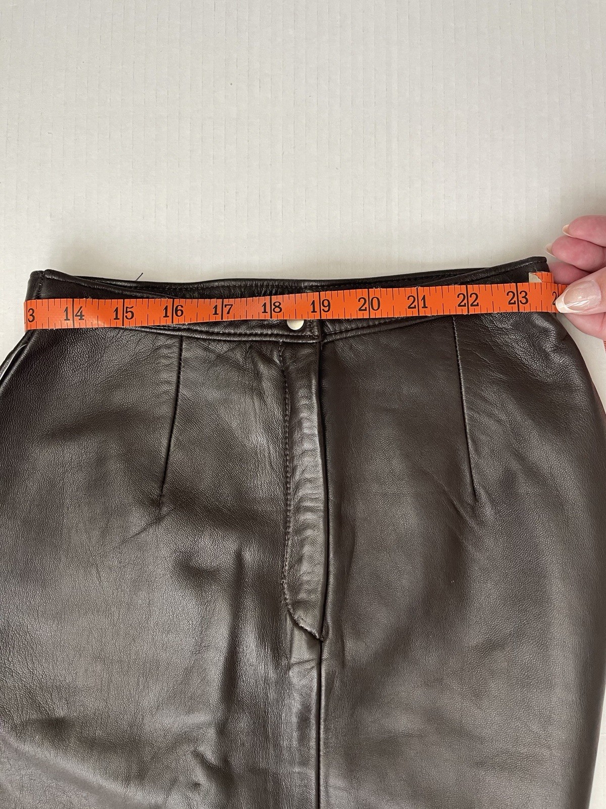 Vintage Genuine Leather Skirt NWT Deep Brown Scalloped Hem XXS 23” Waist