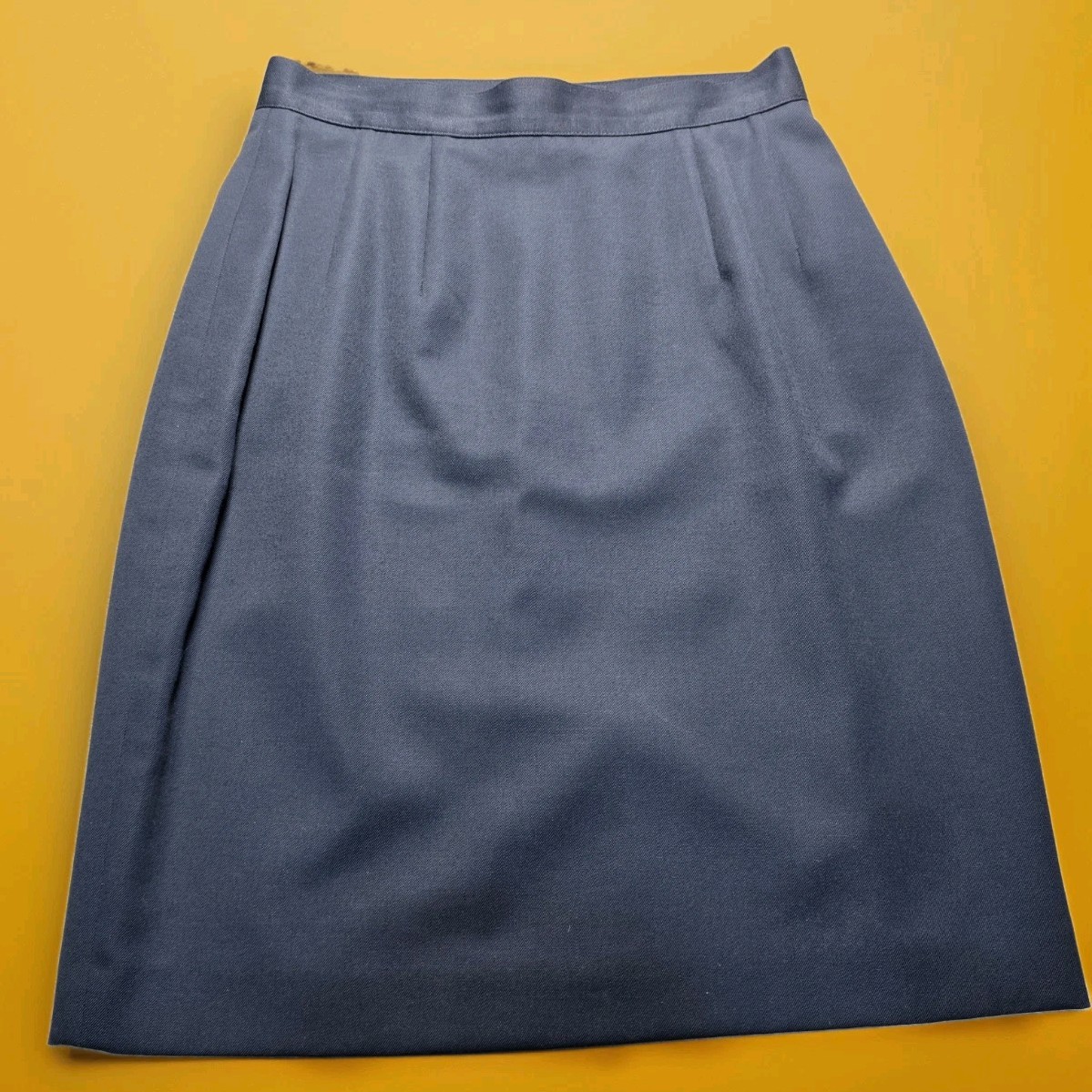 Braemar by Jeremy Scott Vintage 100% Pure New Wool Navy Pencil Skirt – Size 6