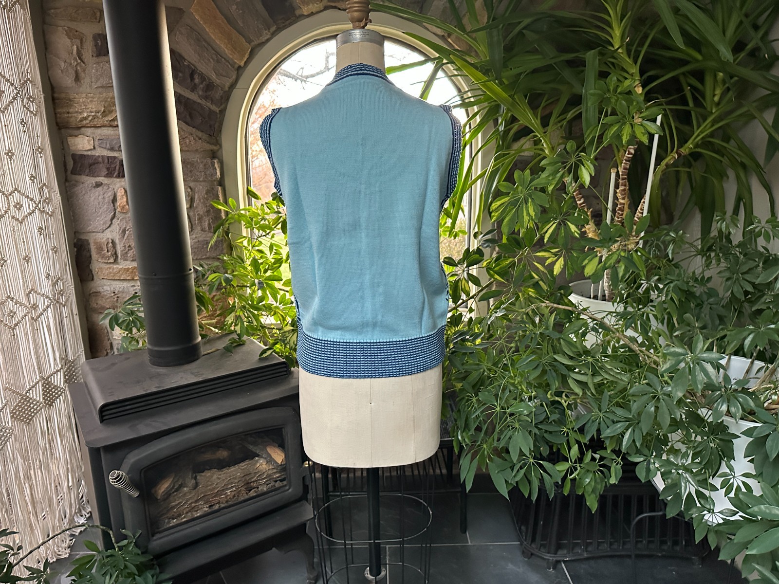 Vintage 1970s 2 Tone Blue Scoop Neck Sweater Knit Vest Sweater Bee Banff