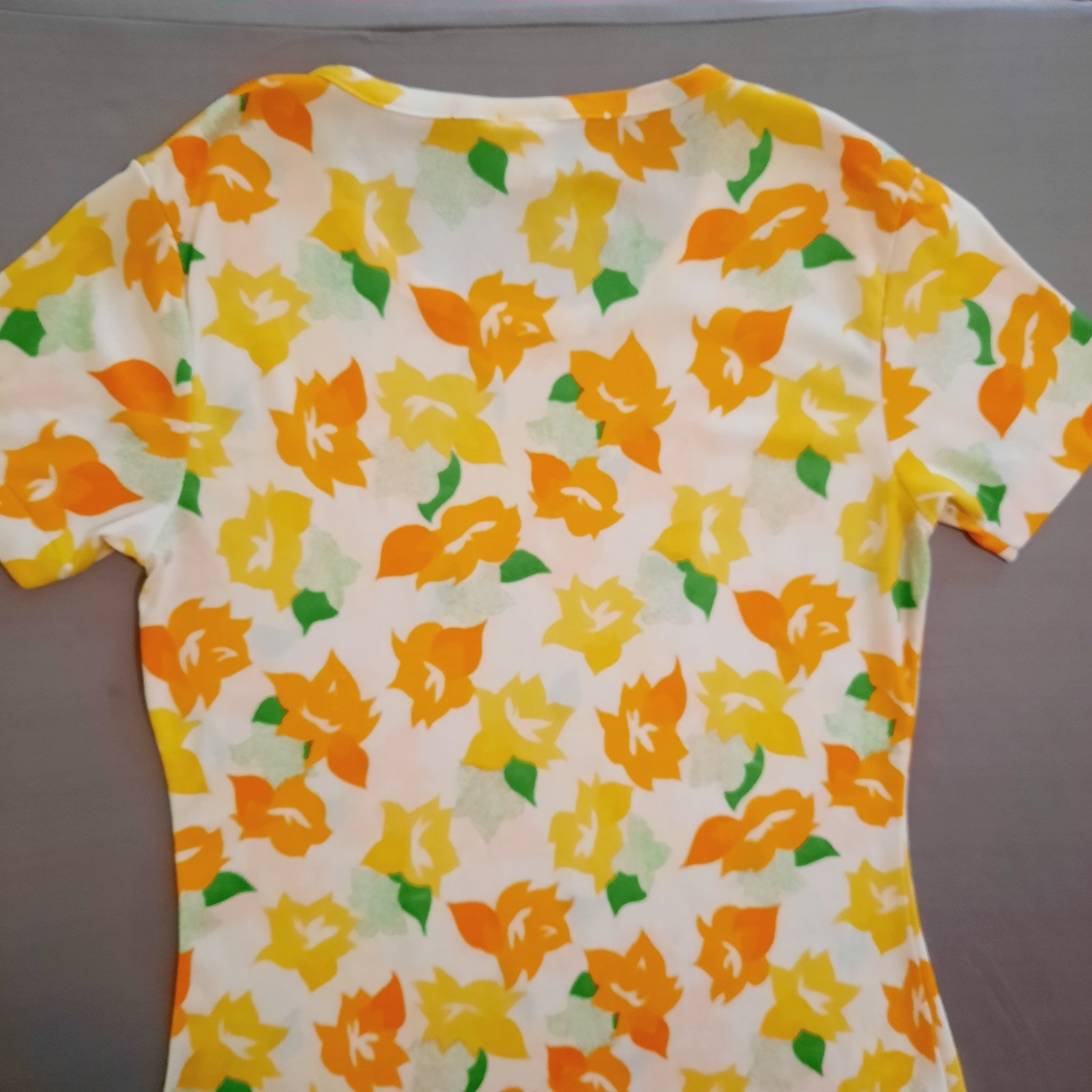 Vintage 70’s GIS Nylon Crew Neck T-Shirt Flower Power Mod Print Groovy Small