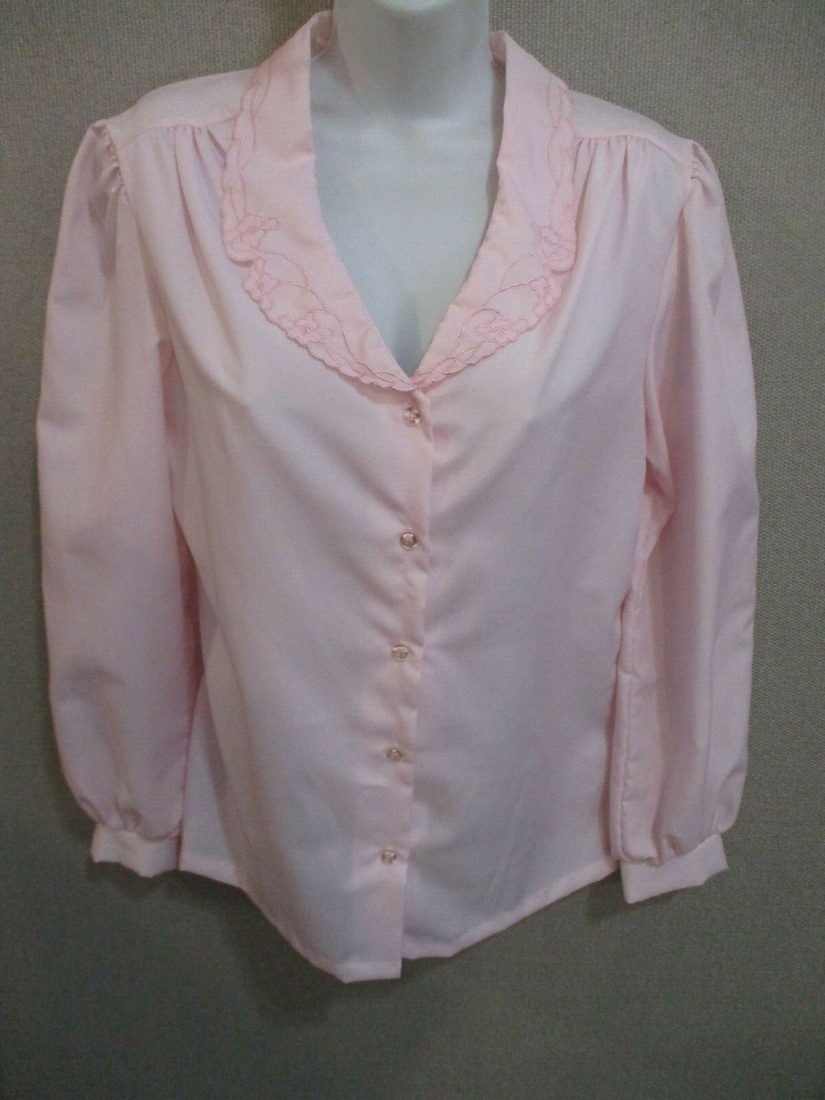 Vintage 70’s Lucky Winner Blouse Size S / M Pink Embroidered Peter Pan Collar