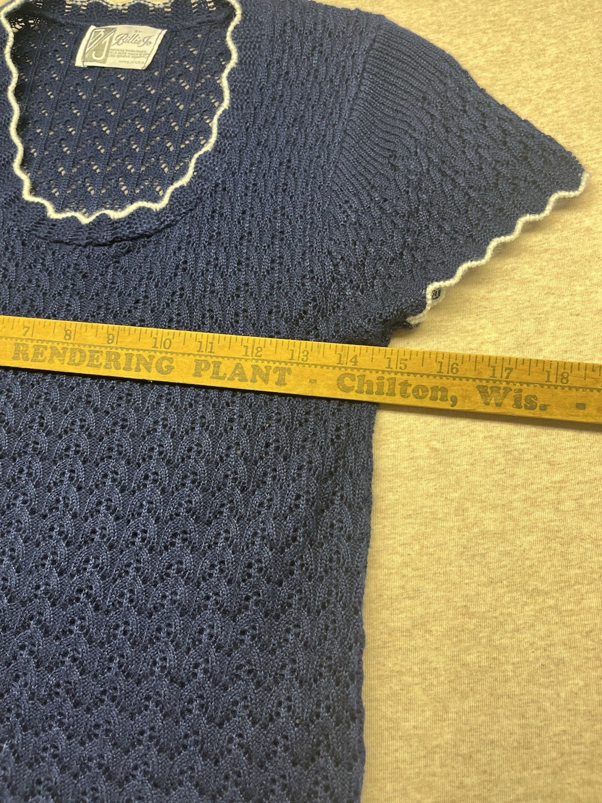1960/70s Women’s Blu & Wht Sleeveless Knit Sweater