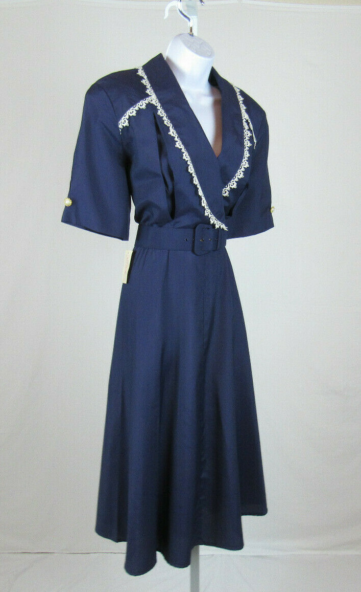 VTG 1970s 80s BETSY LAUREN BLUE DRESS SIZE 9-10 WHITE LACE TRIM BELT POLY RAYON