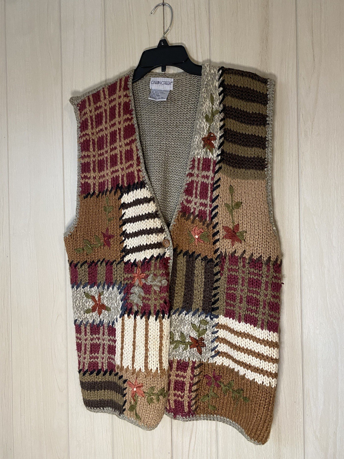 Vintage Cabin Creek Knitted Floral Sweater Vest