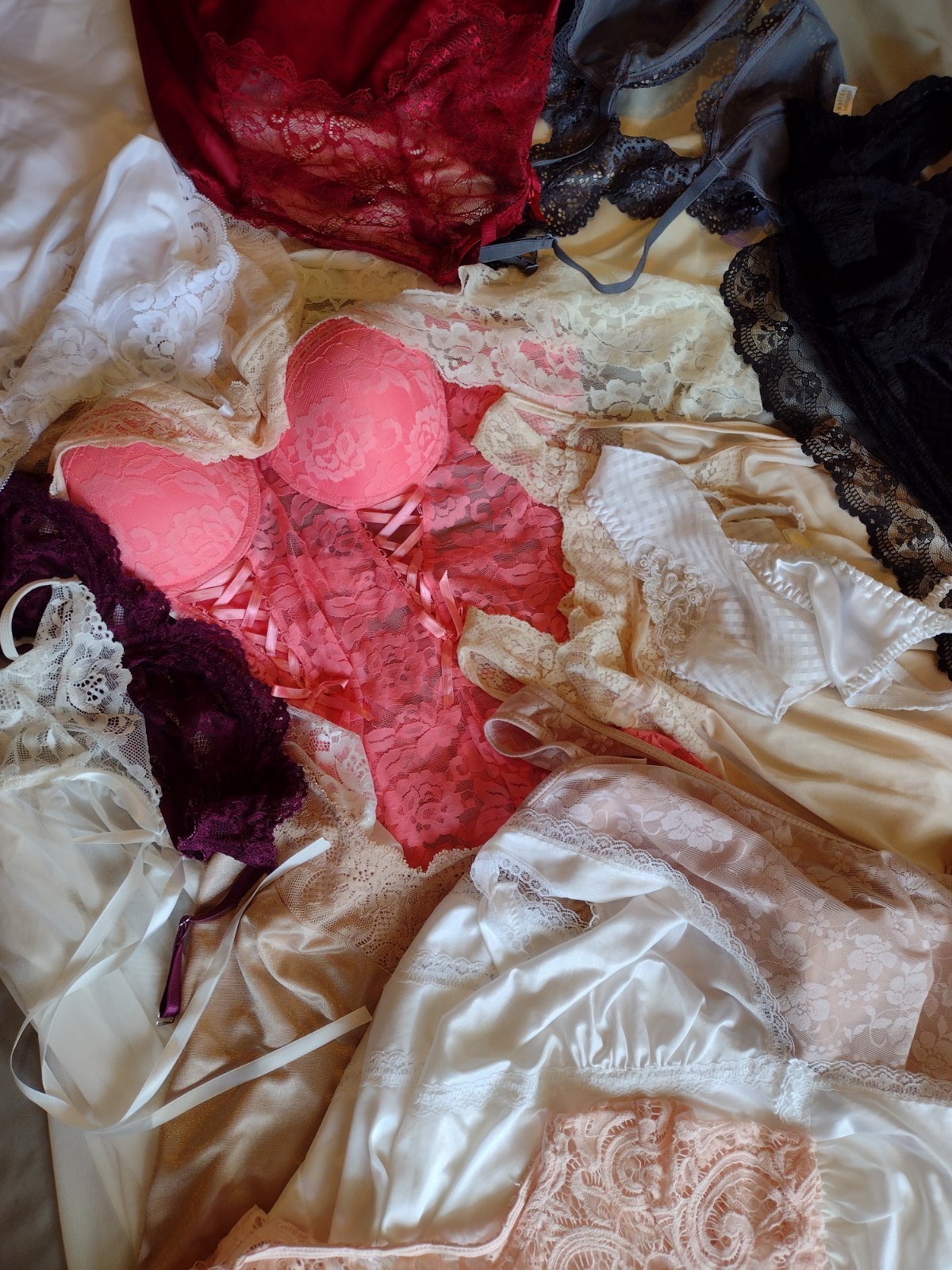 Vtg Lot 32 Intimates Full Slips Lingerie Camisole Corset Silky Nylon LACE Lace