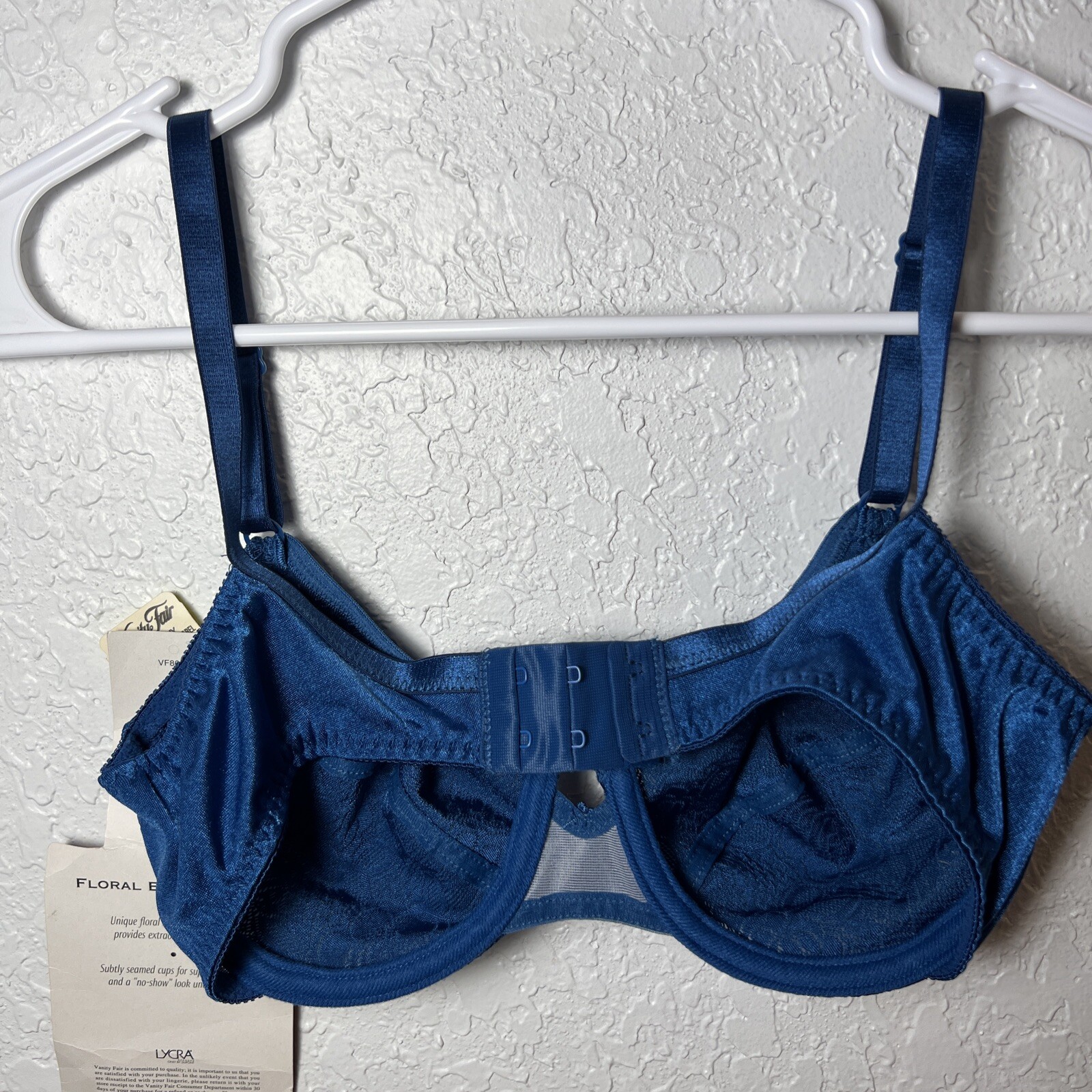 NWT Vintage Vanity Fair Underwire Bra Newport Blue Stretch Satin Size 34C – USA
