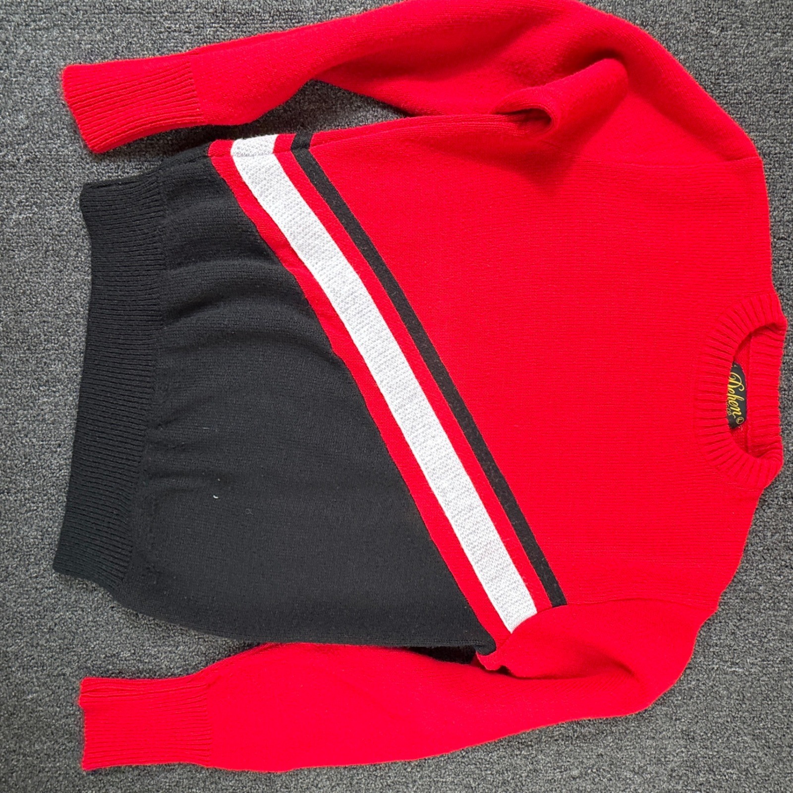 Vintage Dehen Knitting Co Cheerleader Sweater Red Black White Orlon Acrylic L