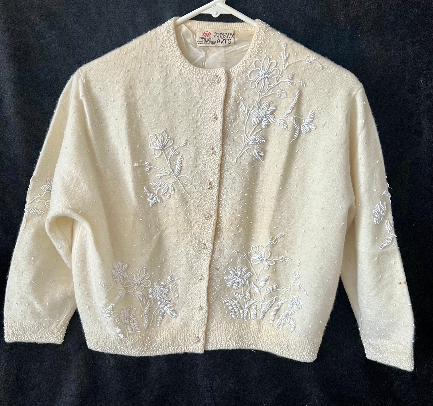 Vintage Phoenix Arts Hong Kong Beaded Cream Cardigan Medium Sweater