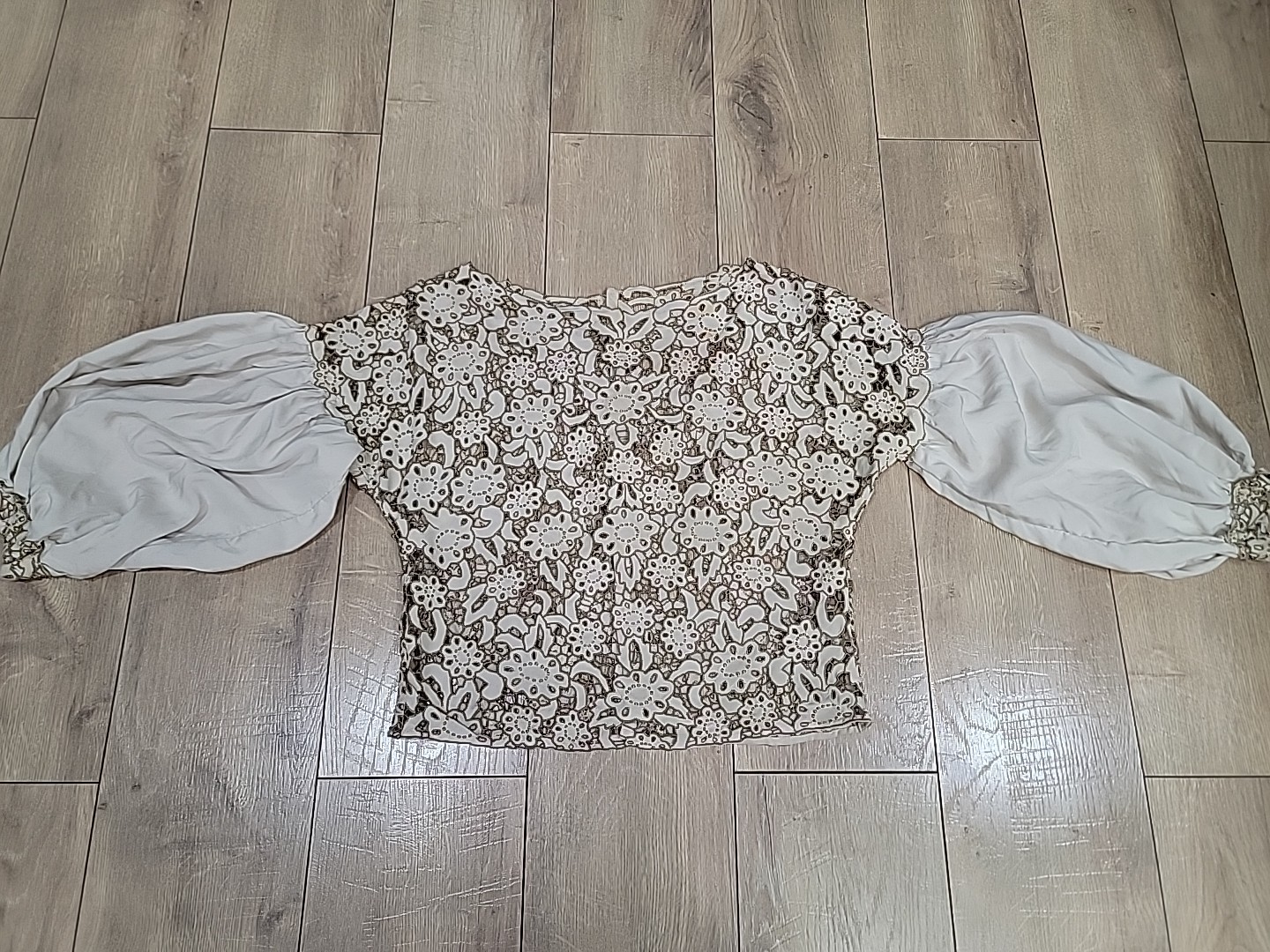 Antique Edwardian / Early 1920s Lace Tea Blouse – Hand-Embroidered Tape Lace