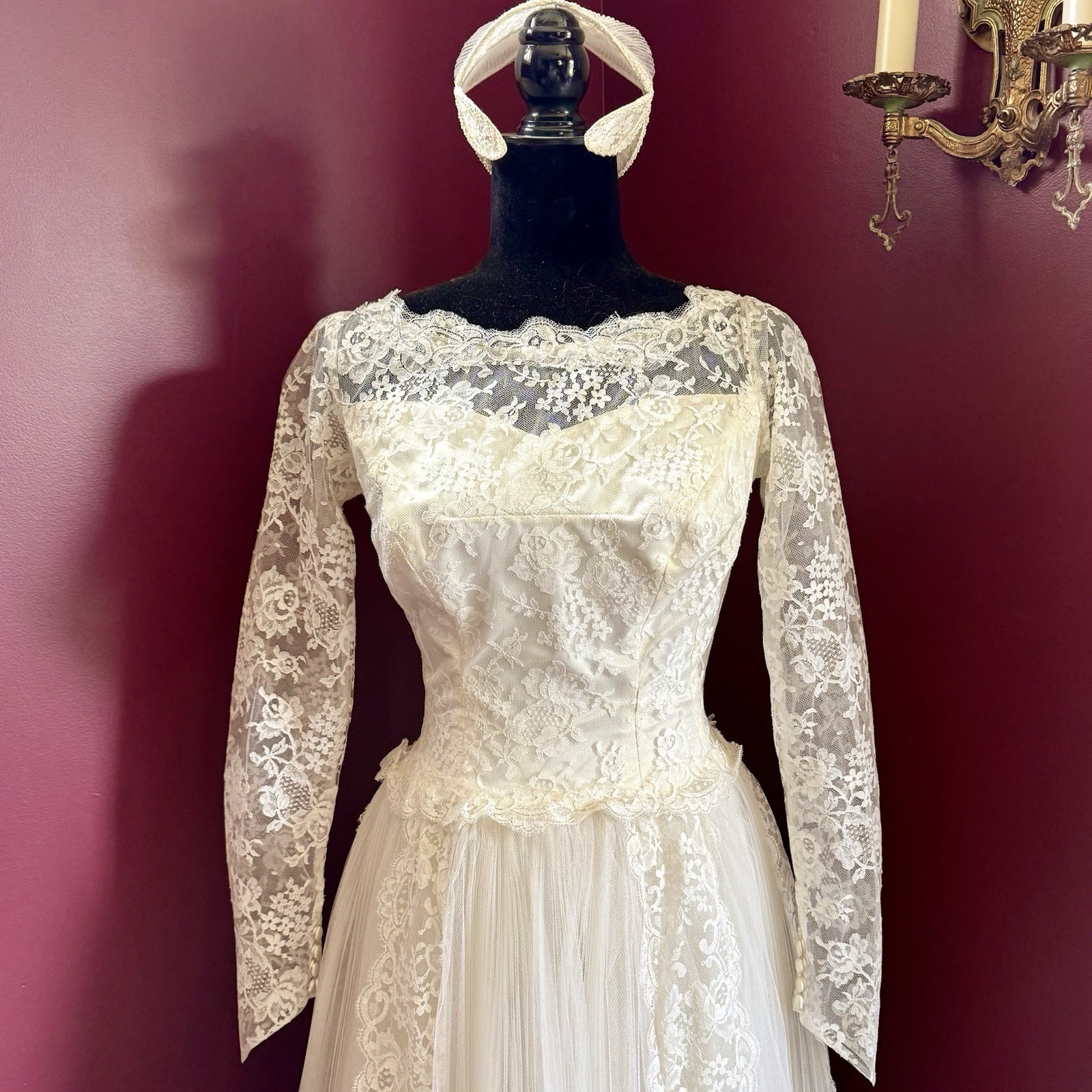 VTG 50s MCM Ivory Cupcake Accordion Tulle Lace Satin Wedding Dress & Headpiece