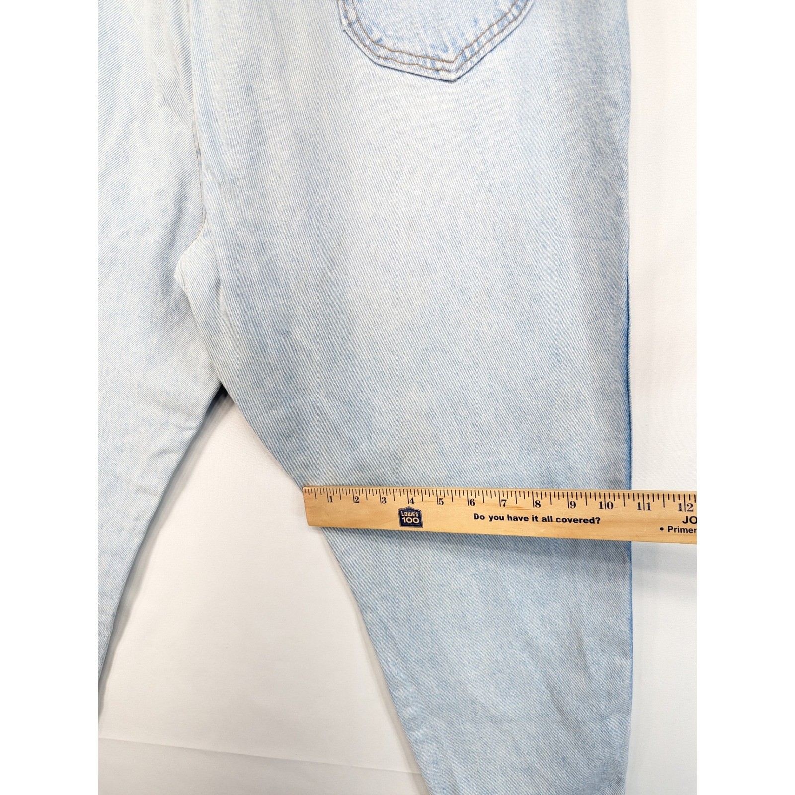 Chic Vintage High Waisted Tapered Leg Light Wash Blue Denim Jeans USA 34×26